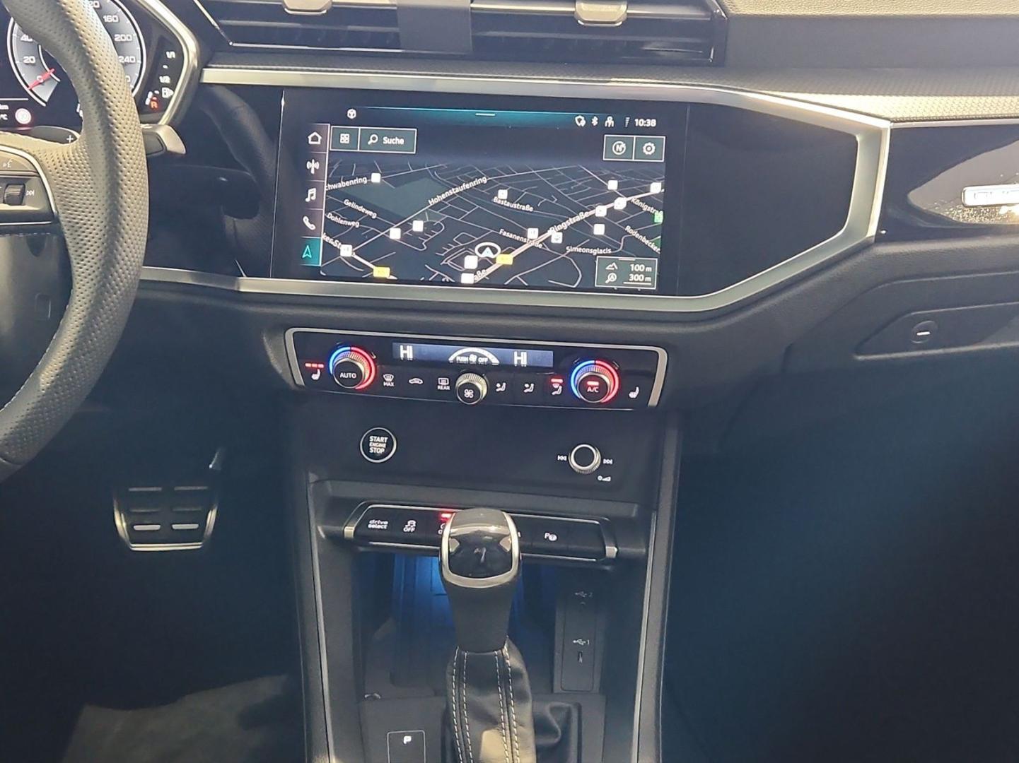 Image about Audi Q3 S line 40 TFSI quattro S tronic
