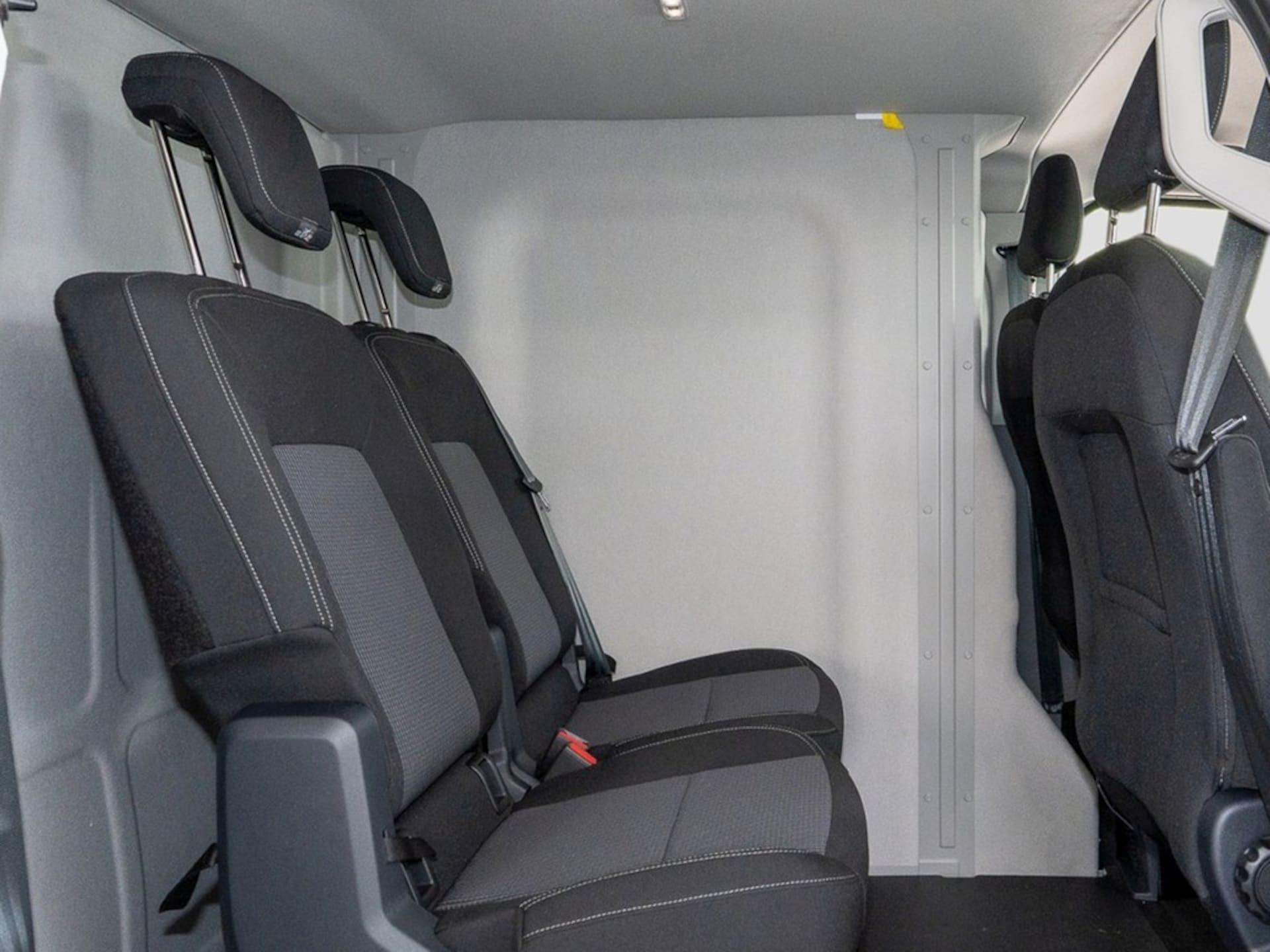 Volkswagen Transporter Kasten langer Radstand