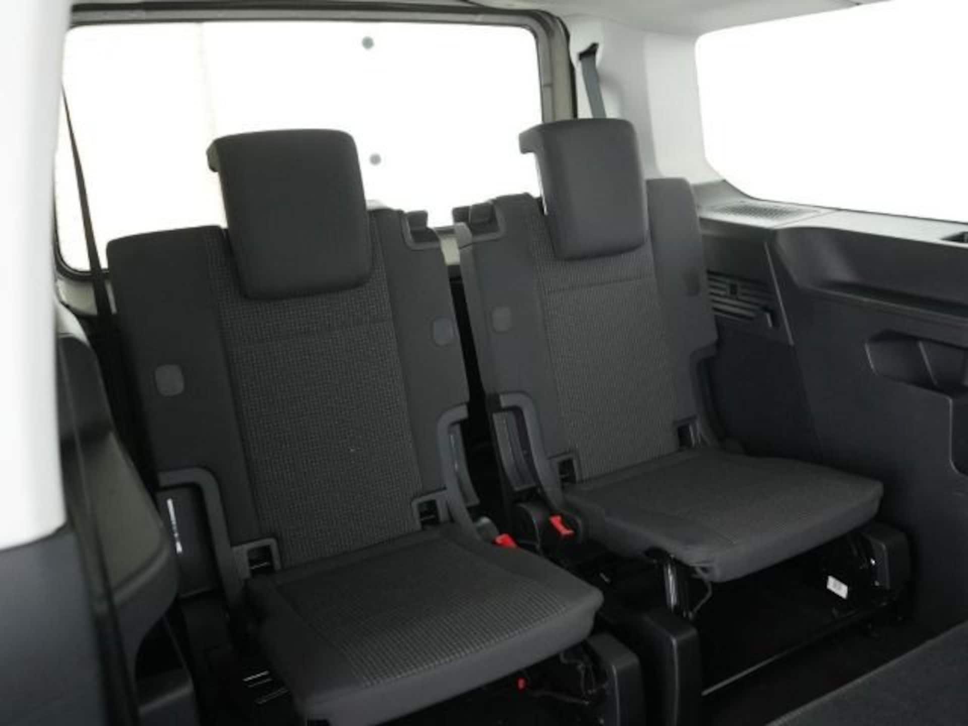 Volkswagen Caddy Maxi Basis-Modell