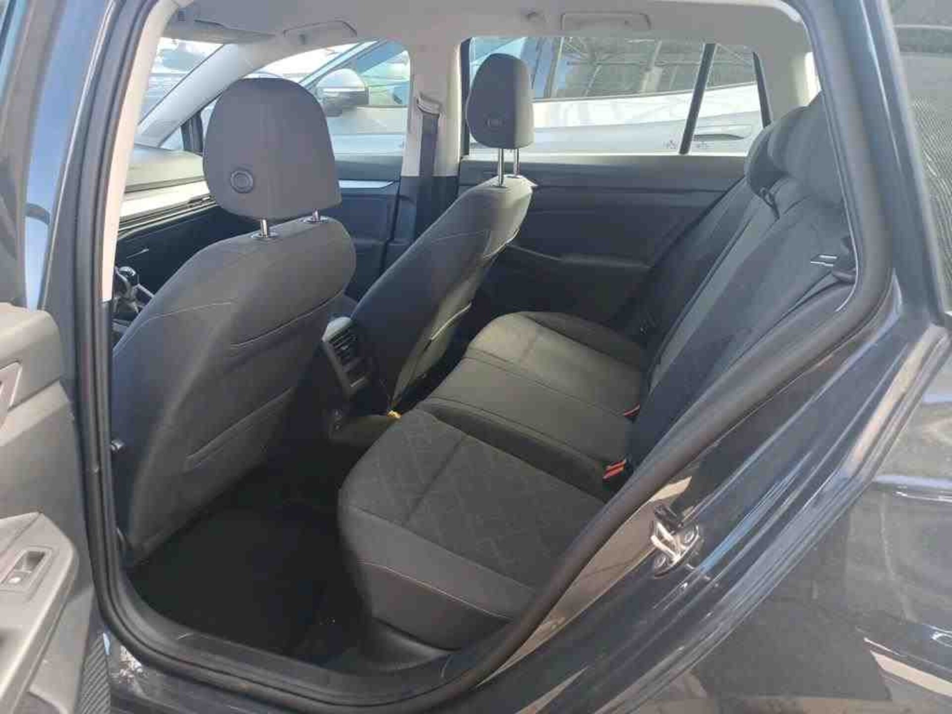 Volkswagen Golf Variant Life