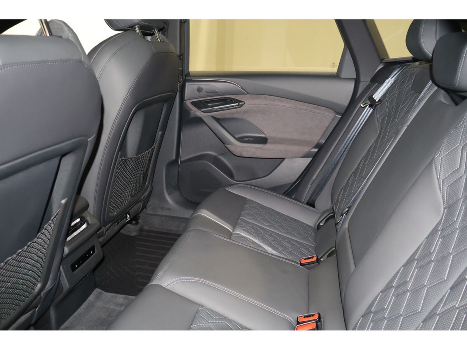 Audi S6 Avant e-tron – Bild 12