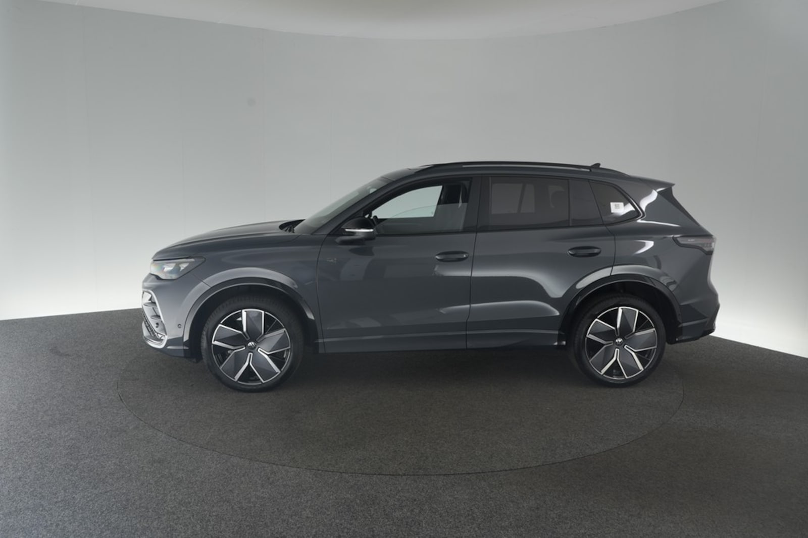 Volkswagen Tiguan – Bild 6