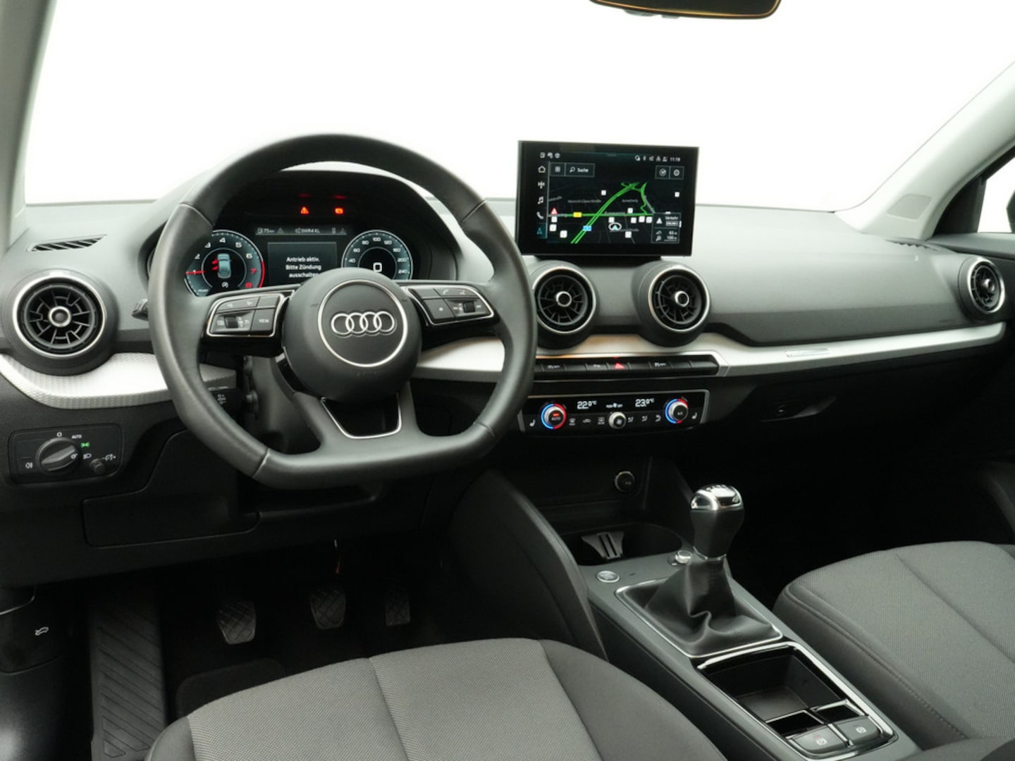 Bild über Audi Q2 advanced 30 TFSI Schaltgetriebe - für weitere Informationen kontaktieren Sie den Audi Partner