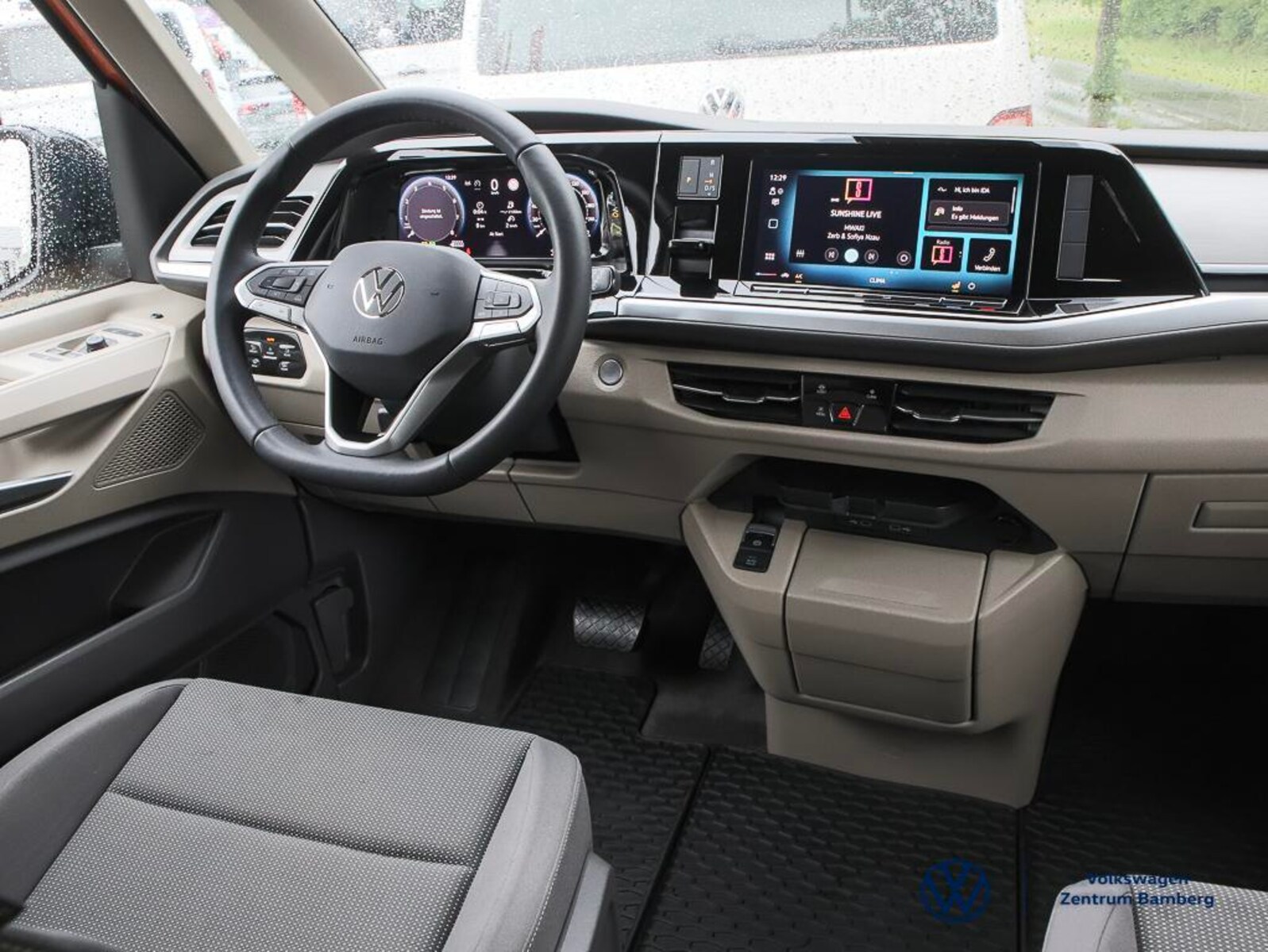 Volkswagen Multivan – Bild 9