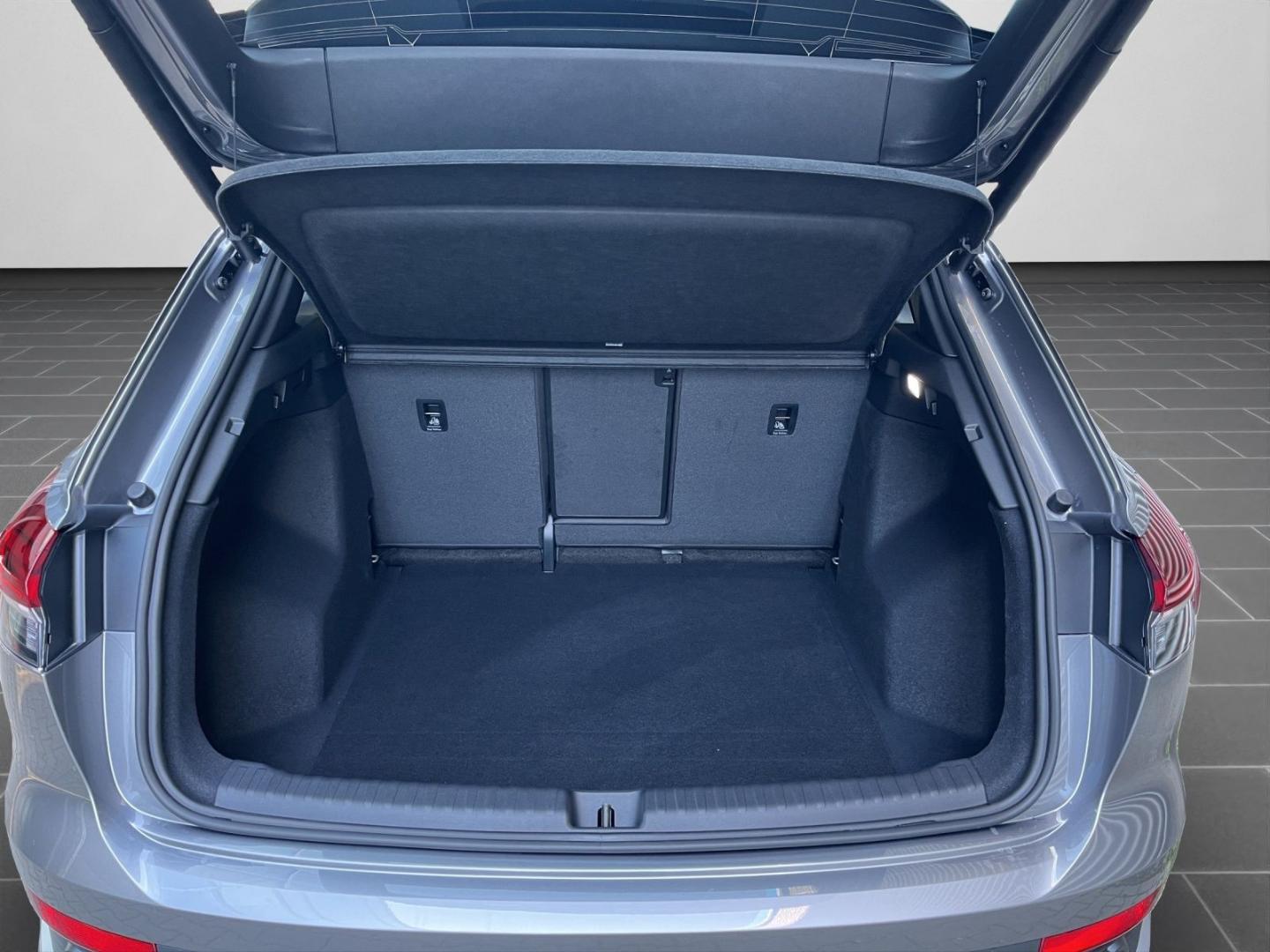 Image about Audi Q4 e-tron 40 e-tron