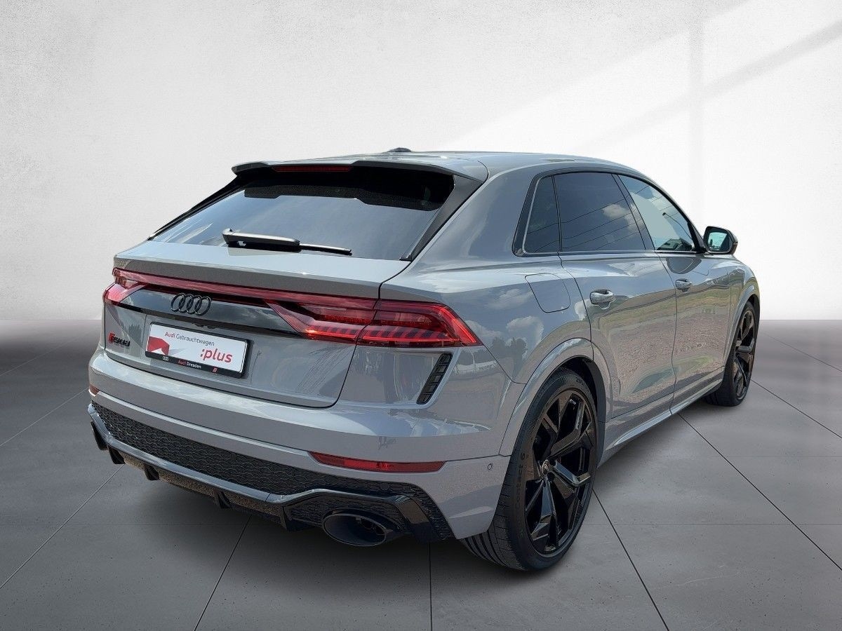 Audi RS Q8 SUV