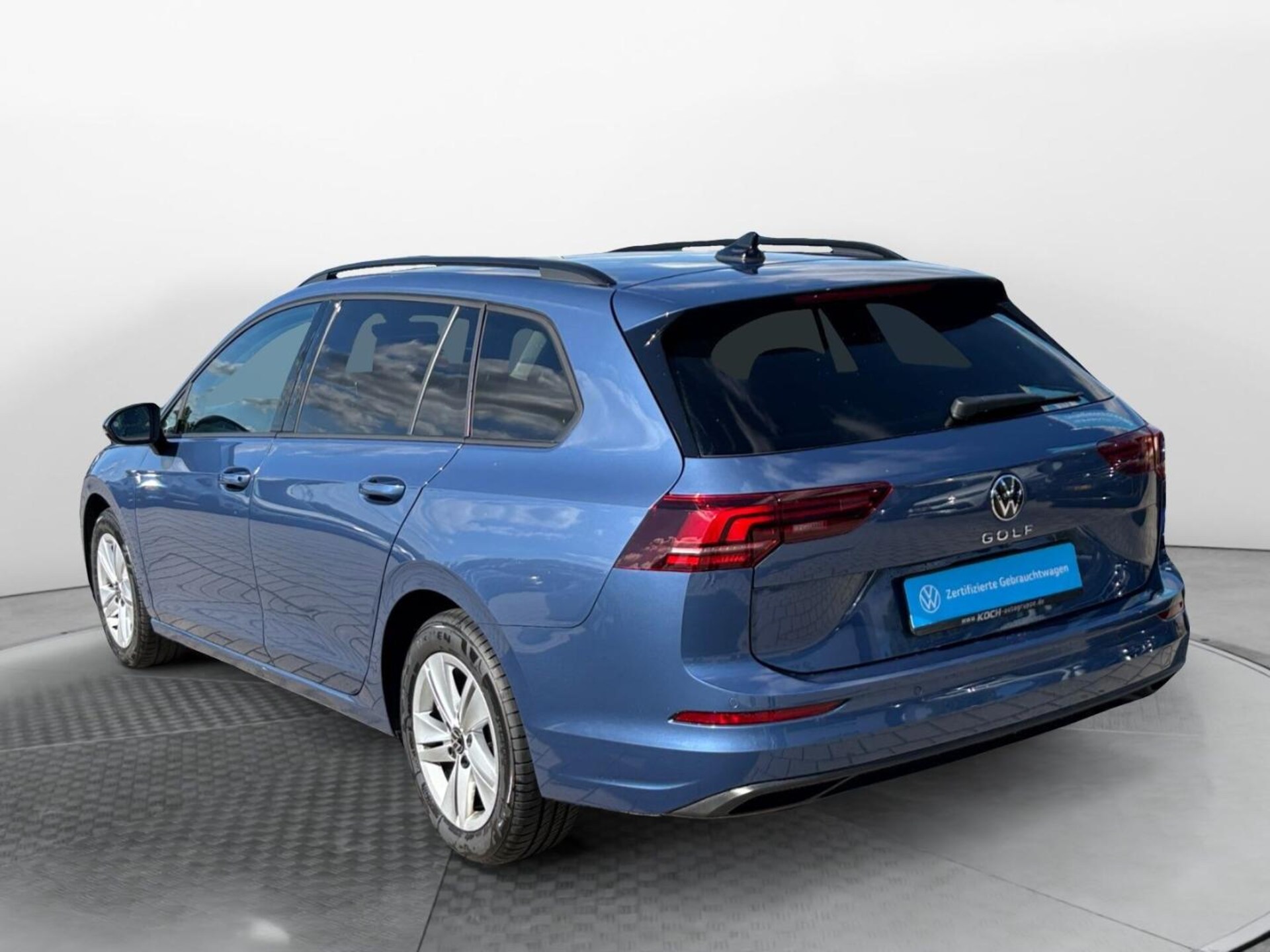 Volkswagen Golf Variant Life