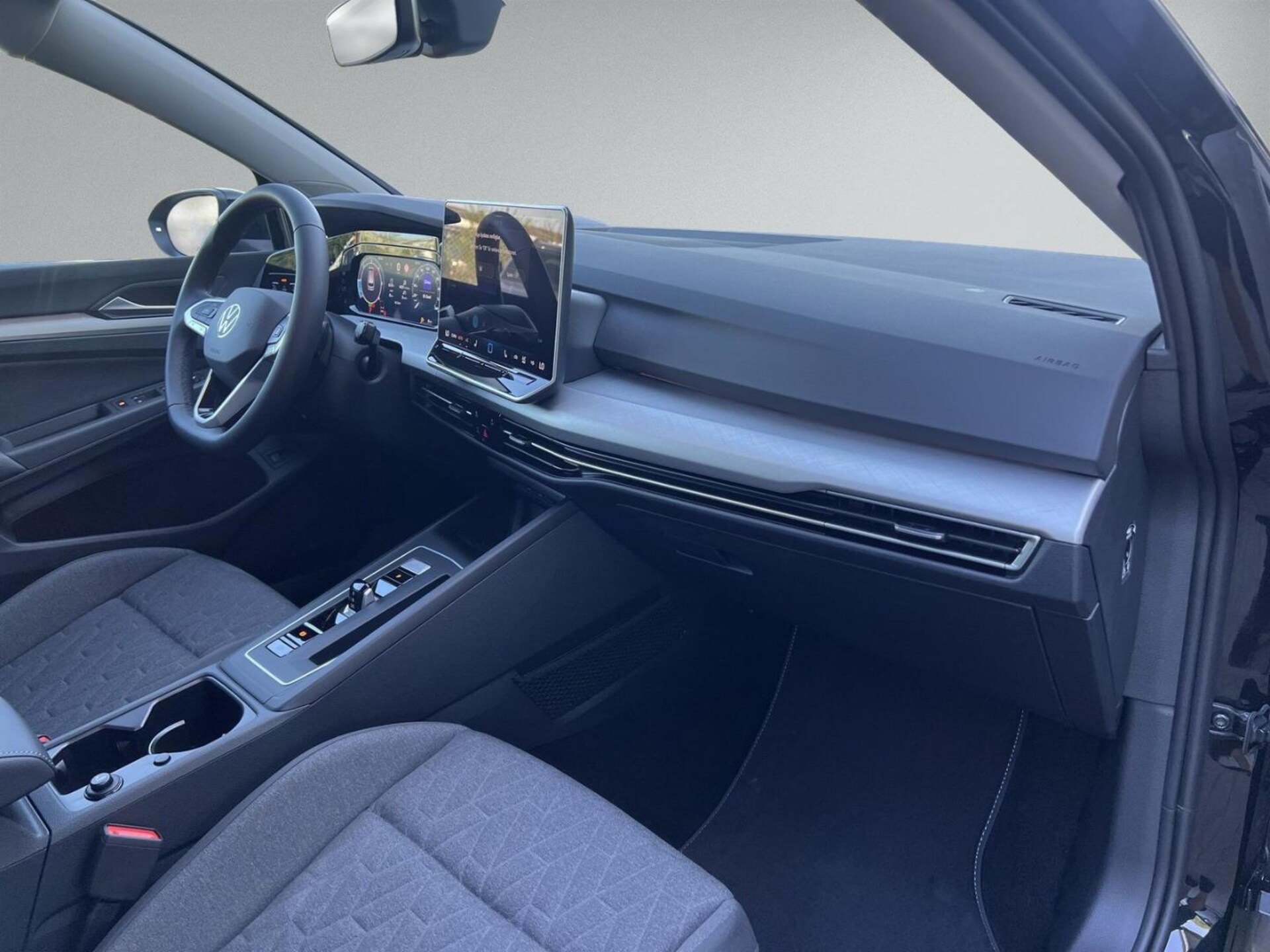 Volkswagen Golf Variant Life