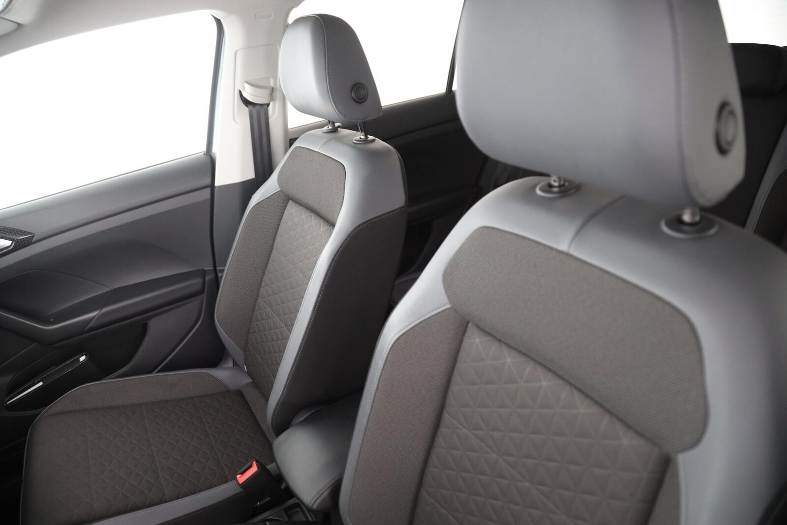 Volkswagen T-Cross – Bild 12