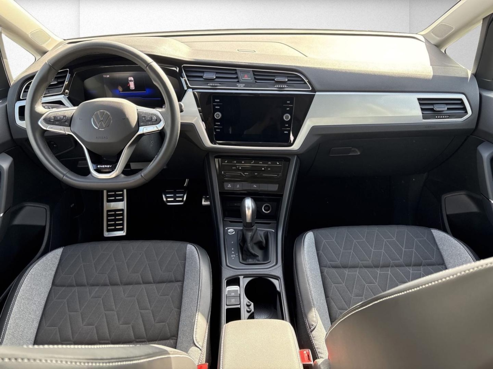 Volkswagen Touran – Bild 11