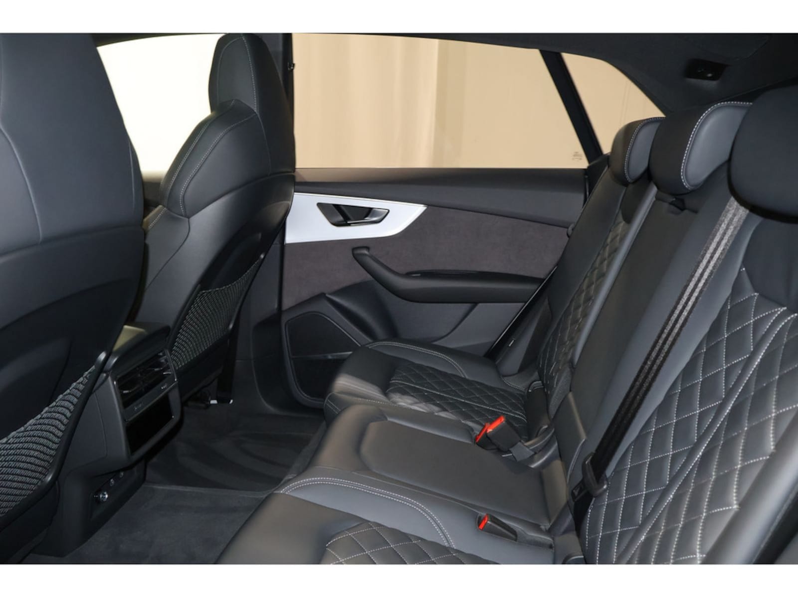 Audi Q8 – Bild 12