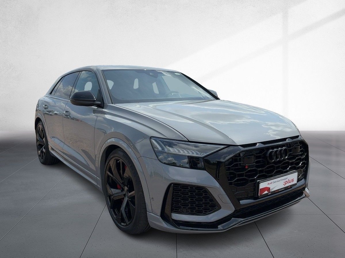 Audi RS Q8 SUV