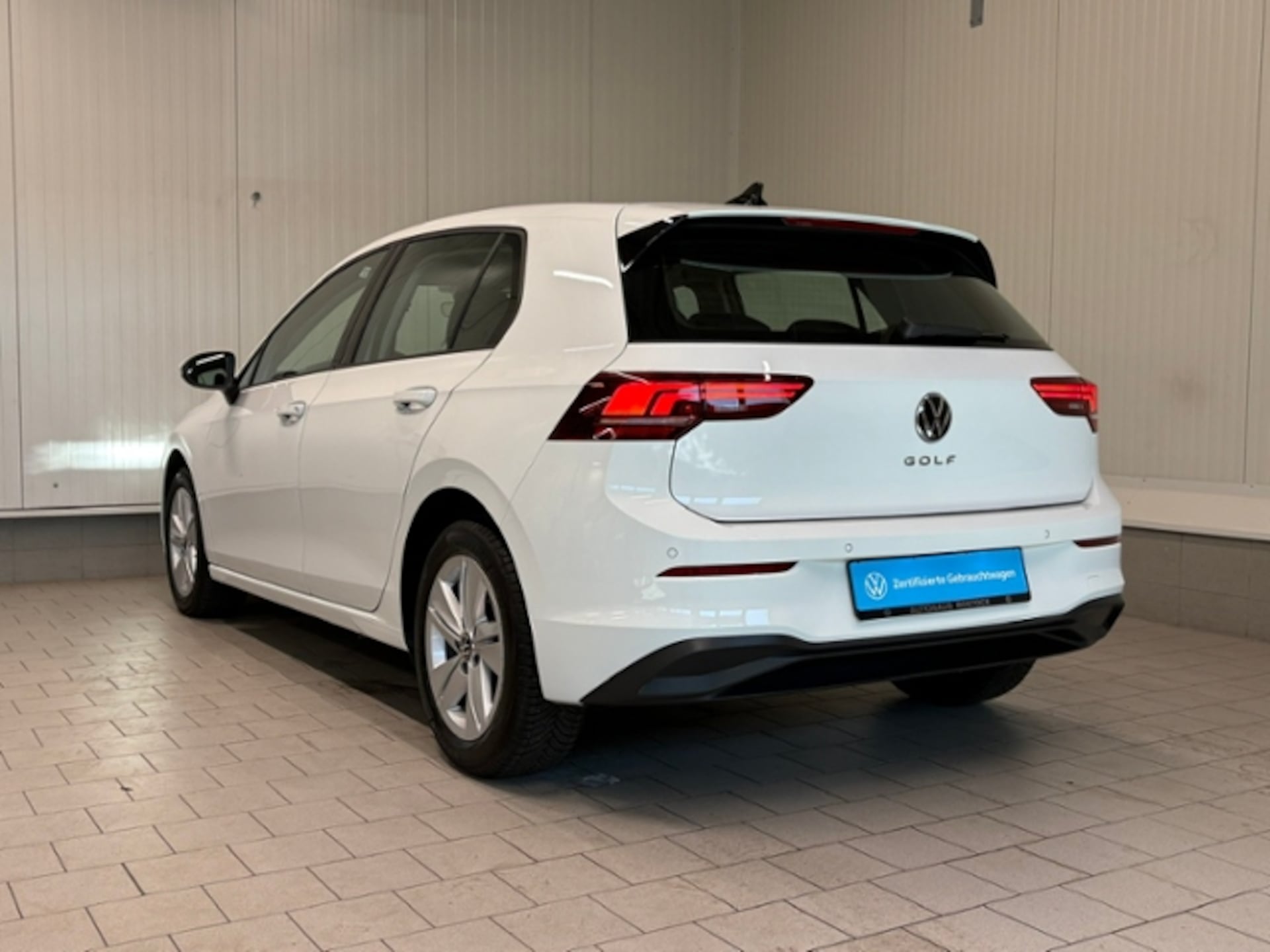 Volkswagen Golf Life