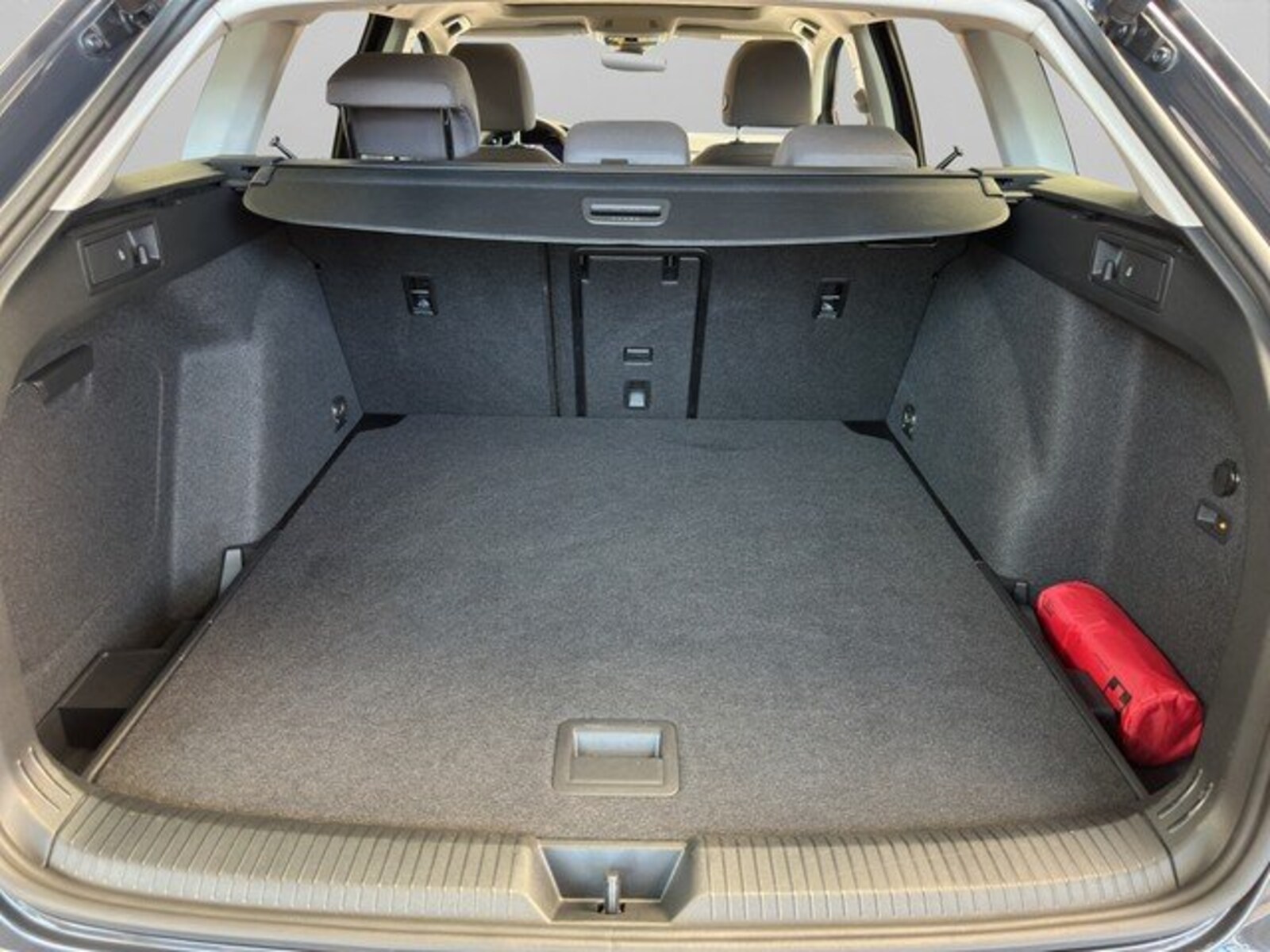 Volkswagen Golf Variant – Bild 9