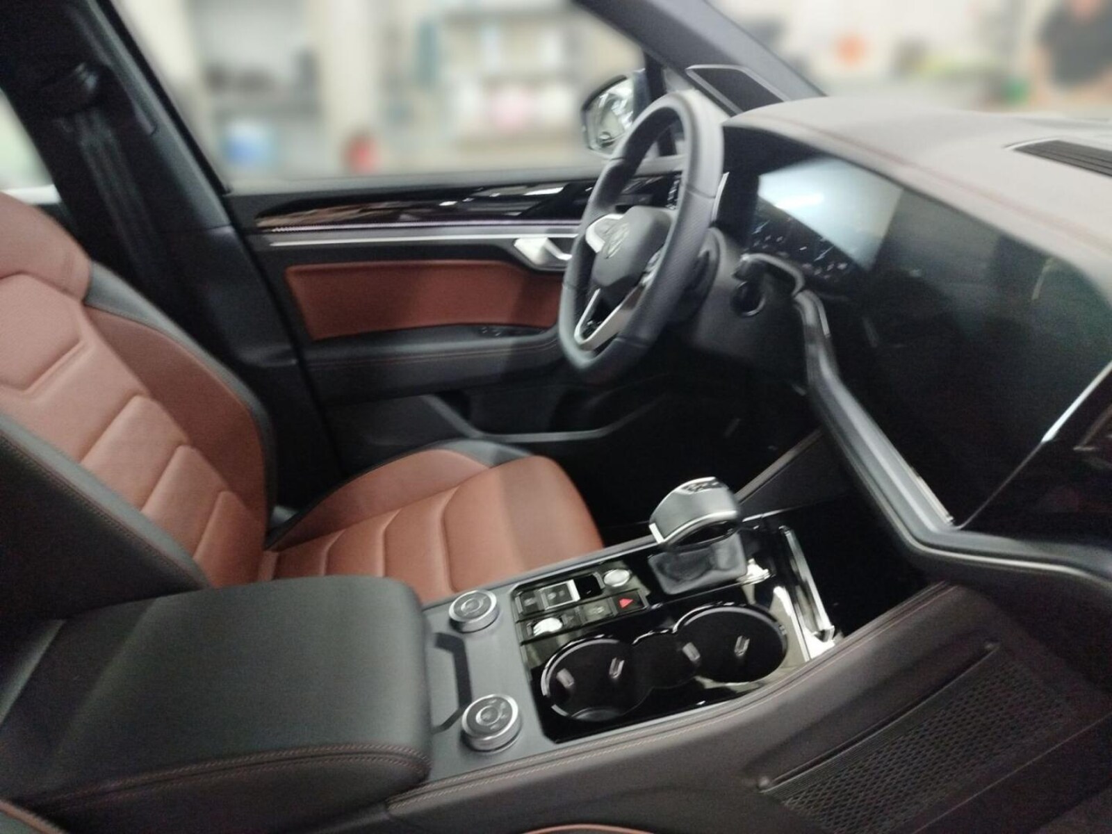 Volkswagen Touareg – Bild 14