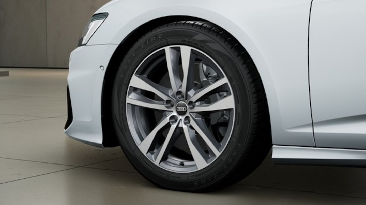 Bild über Audi A6 Avant TFSI e S line 50 TFSI e quattro S tronic - für weitere Informationen kontaktieren Sie den Audi Partner