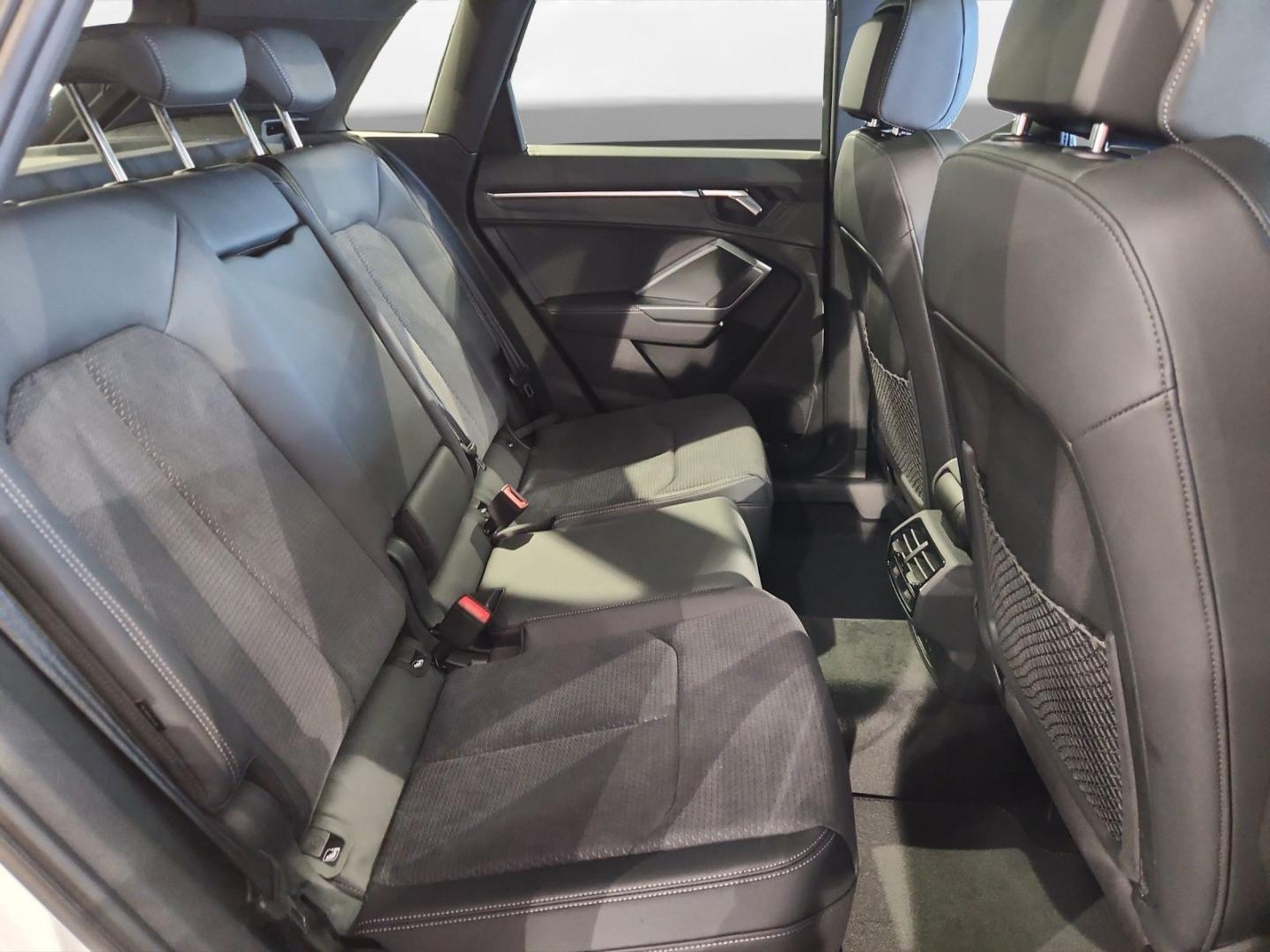 Image about Audi Q3 S line 40 TFSI quattro S tronic