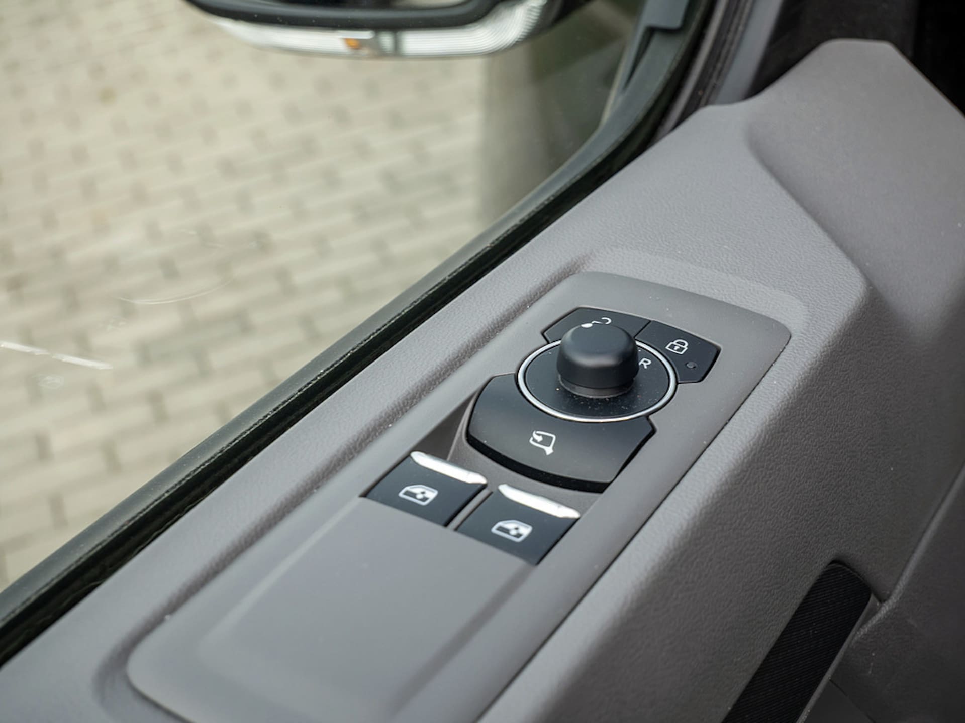 Volkswagen Caravelle Style