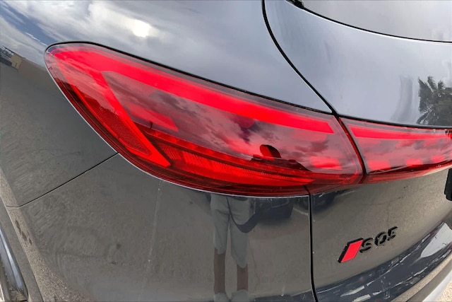 2026 Audi SQ5 Premium Plus - Photo 14