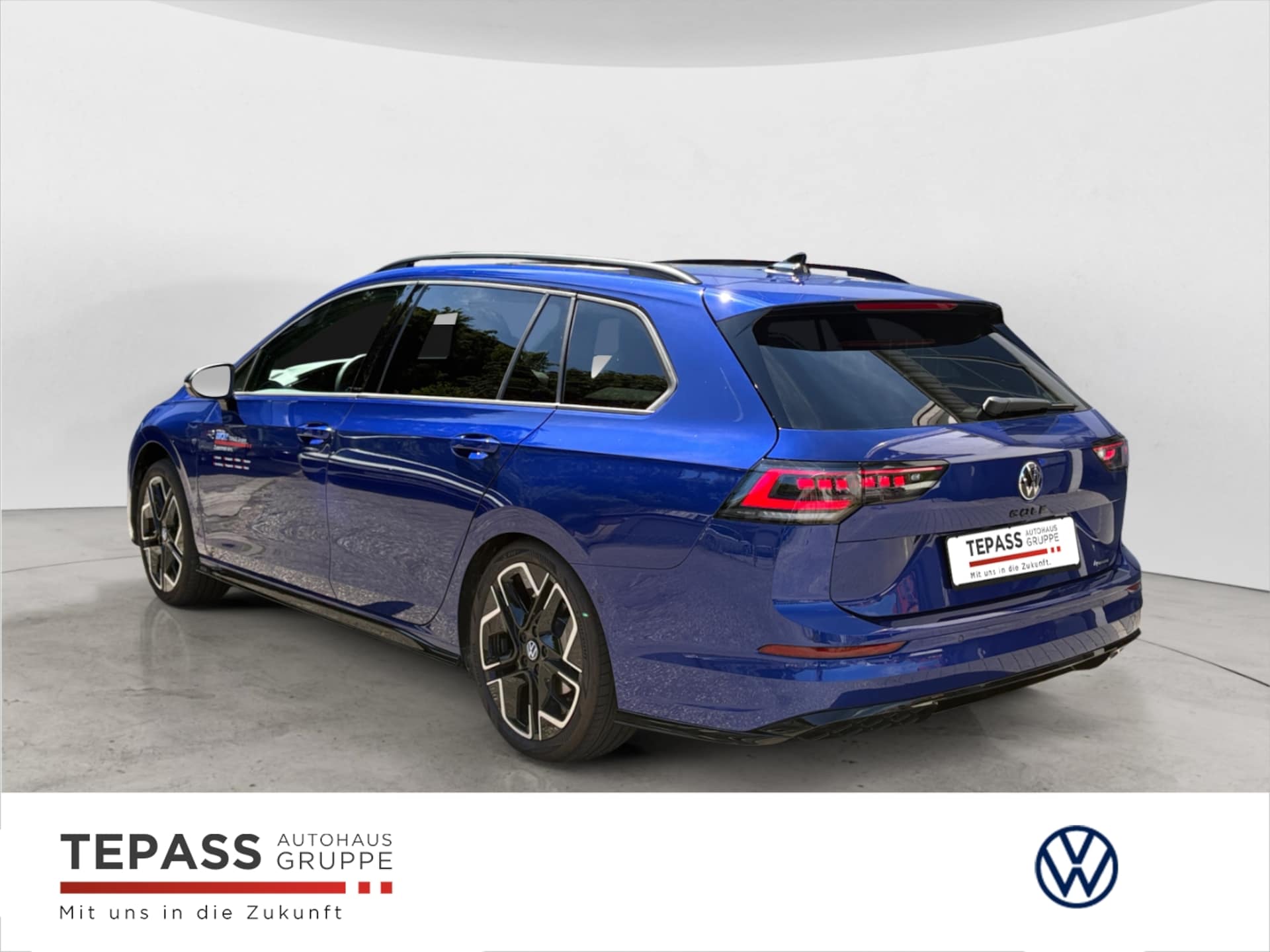 Volkswagen Golf Variant R-Line