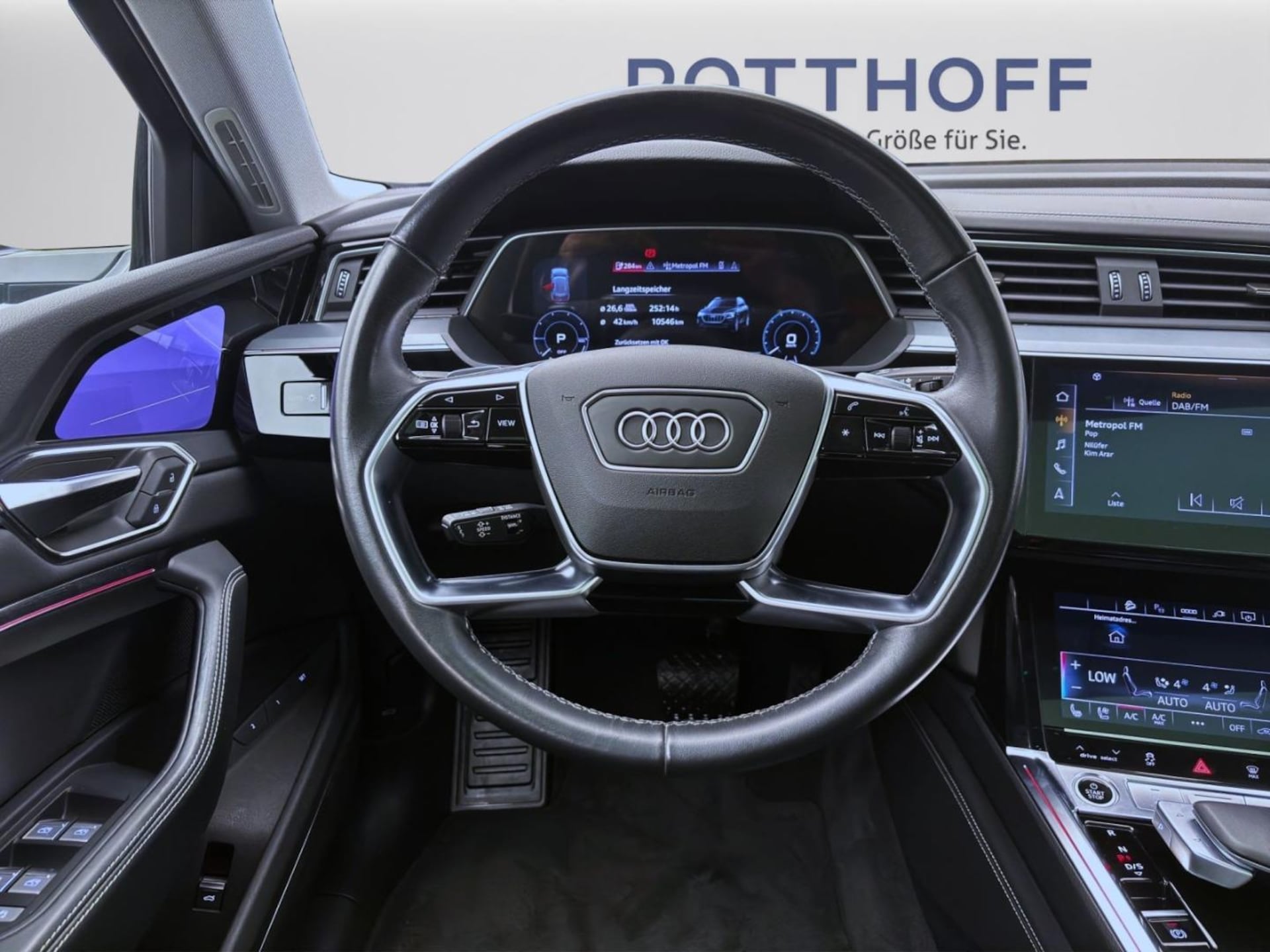Audi Q8 e-tron S line
