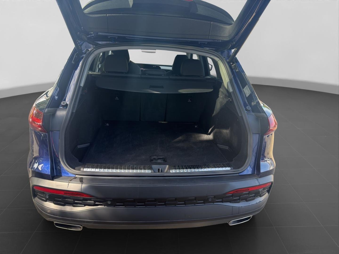 Bild über Audi Q5 SUV TFSI quattro 150 kW S tronic - für weitere Informationen kontaktieren Sie den Audi Partner