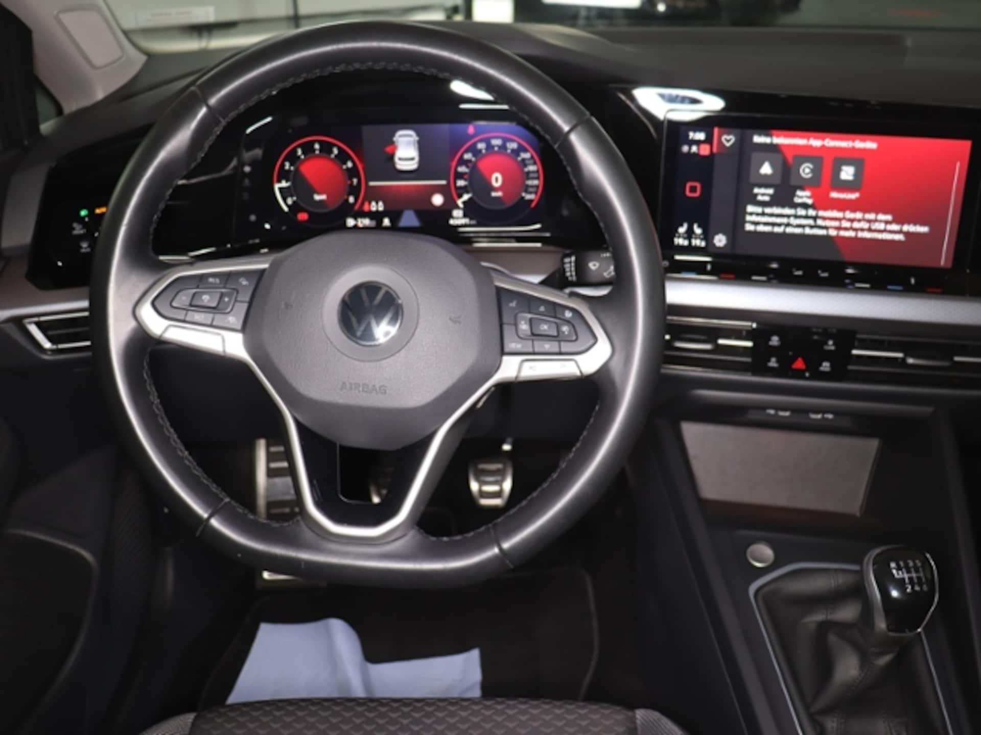 Volkswagen Golf Active