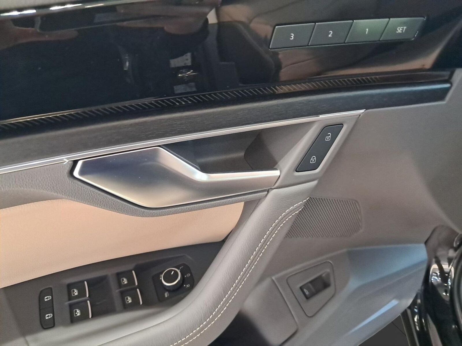 Volkswagen Touareg – Bild 11