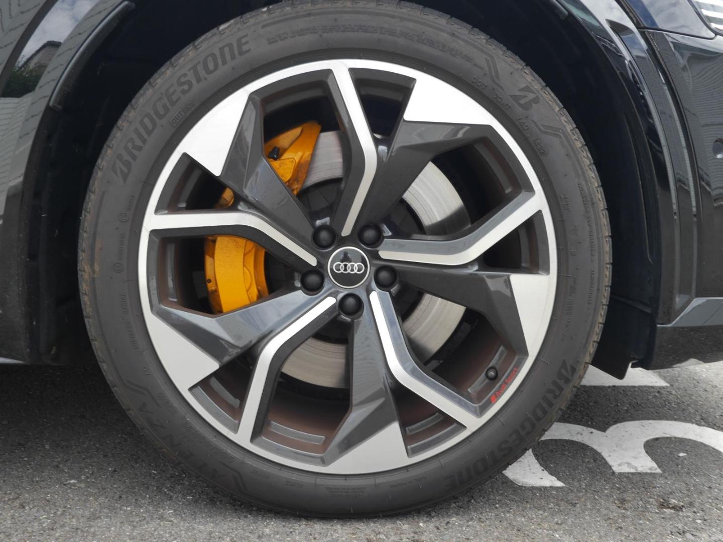 Image about Audi e-tron S e-tron S 370,00 kW