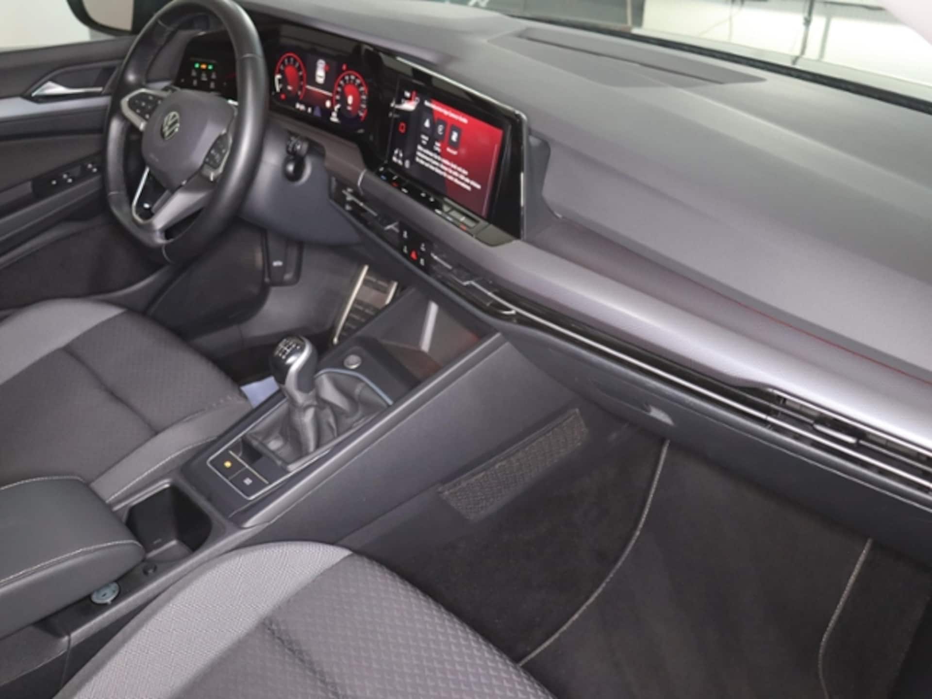 Volkswagen Golf Active