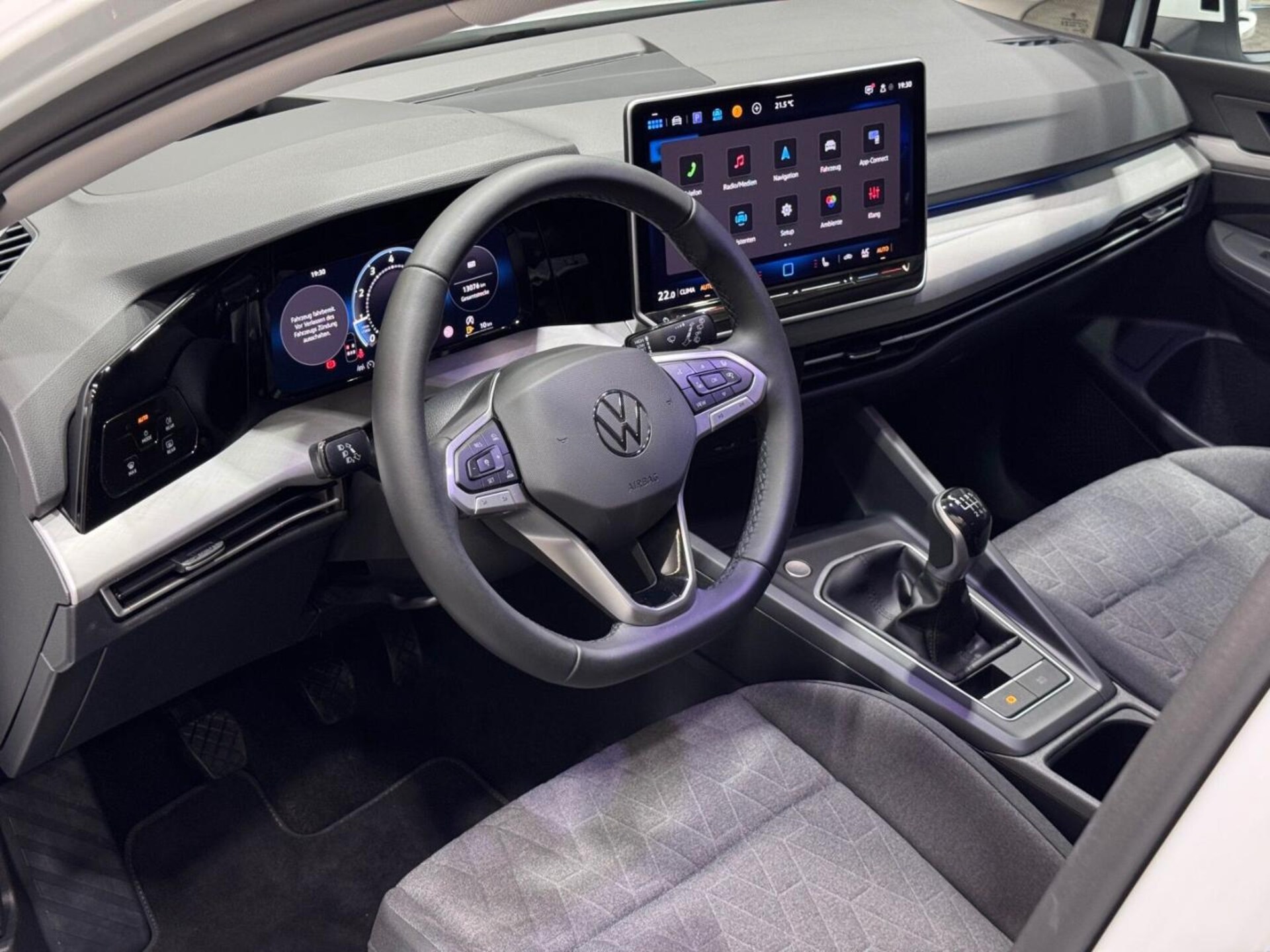 Volkswagen Golf Variant Life