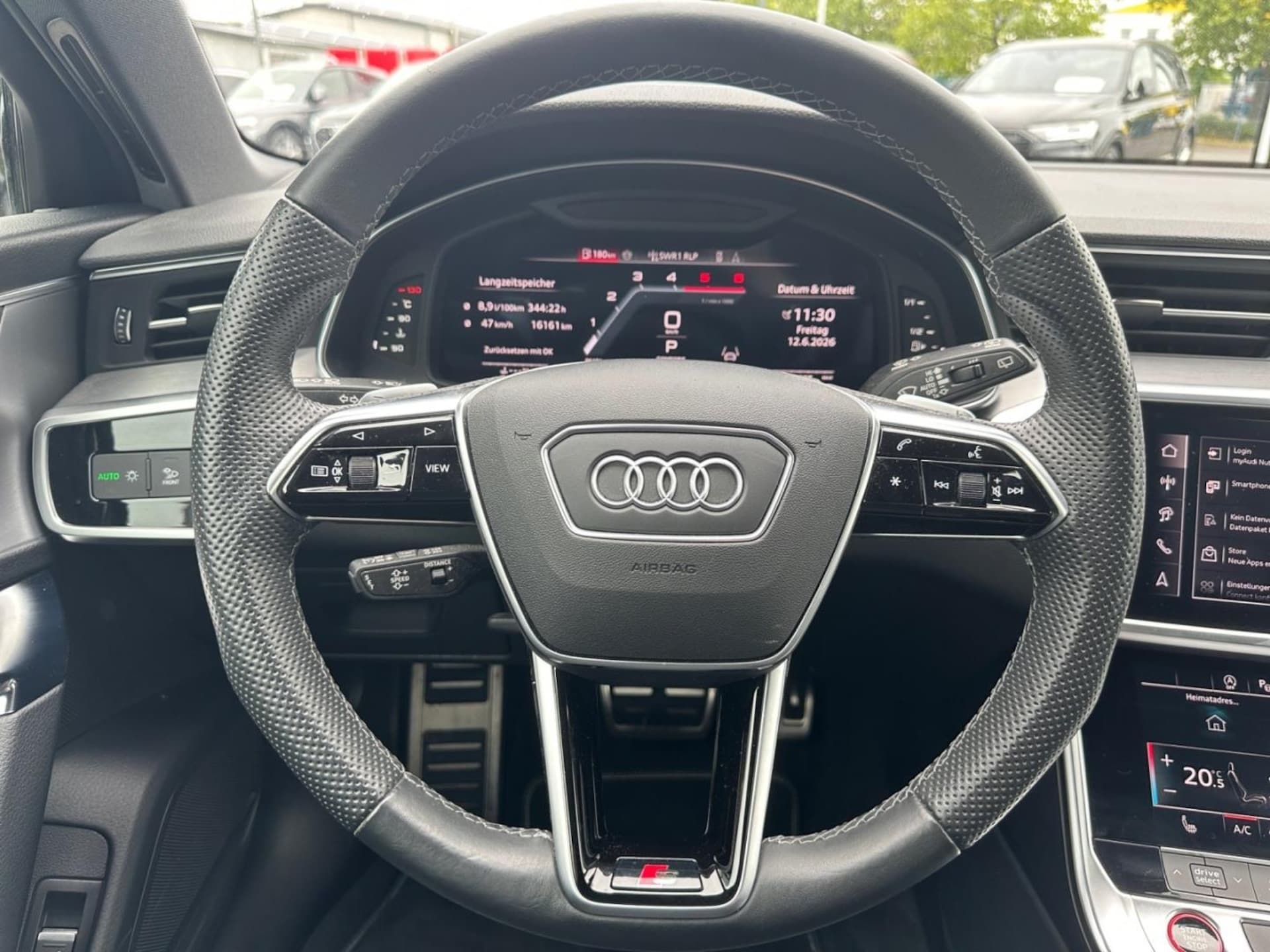 Audi S6 Avant