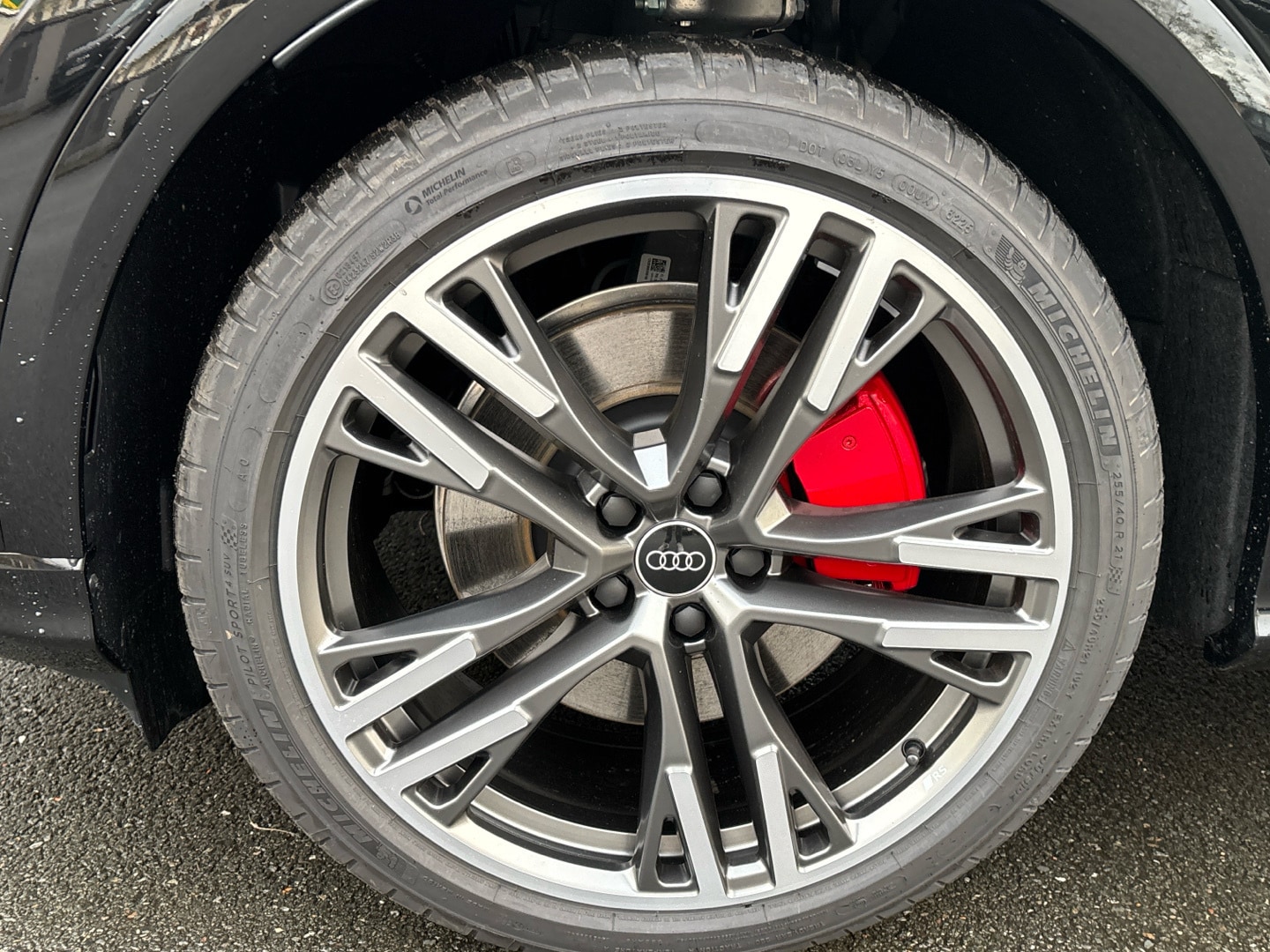 Bild über Audi Q5 SUV TDI quattro 150 kW S tronic - für weitere Informationen kontaktieren Sie den Audi Partner