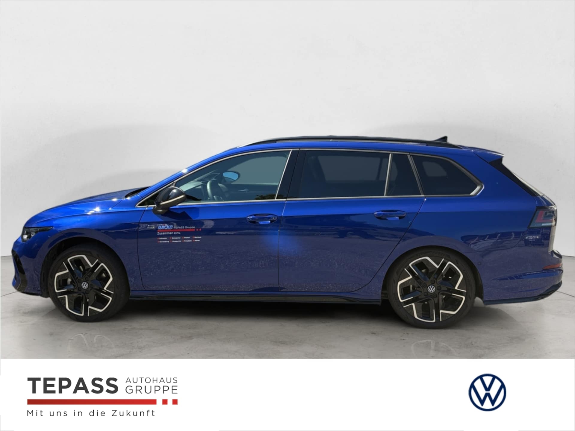 Volkswagen Golf Variant R-Line
