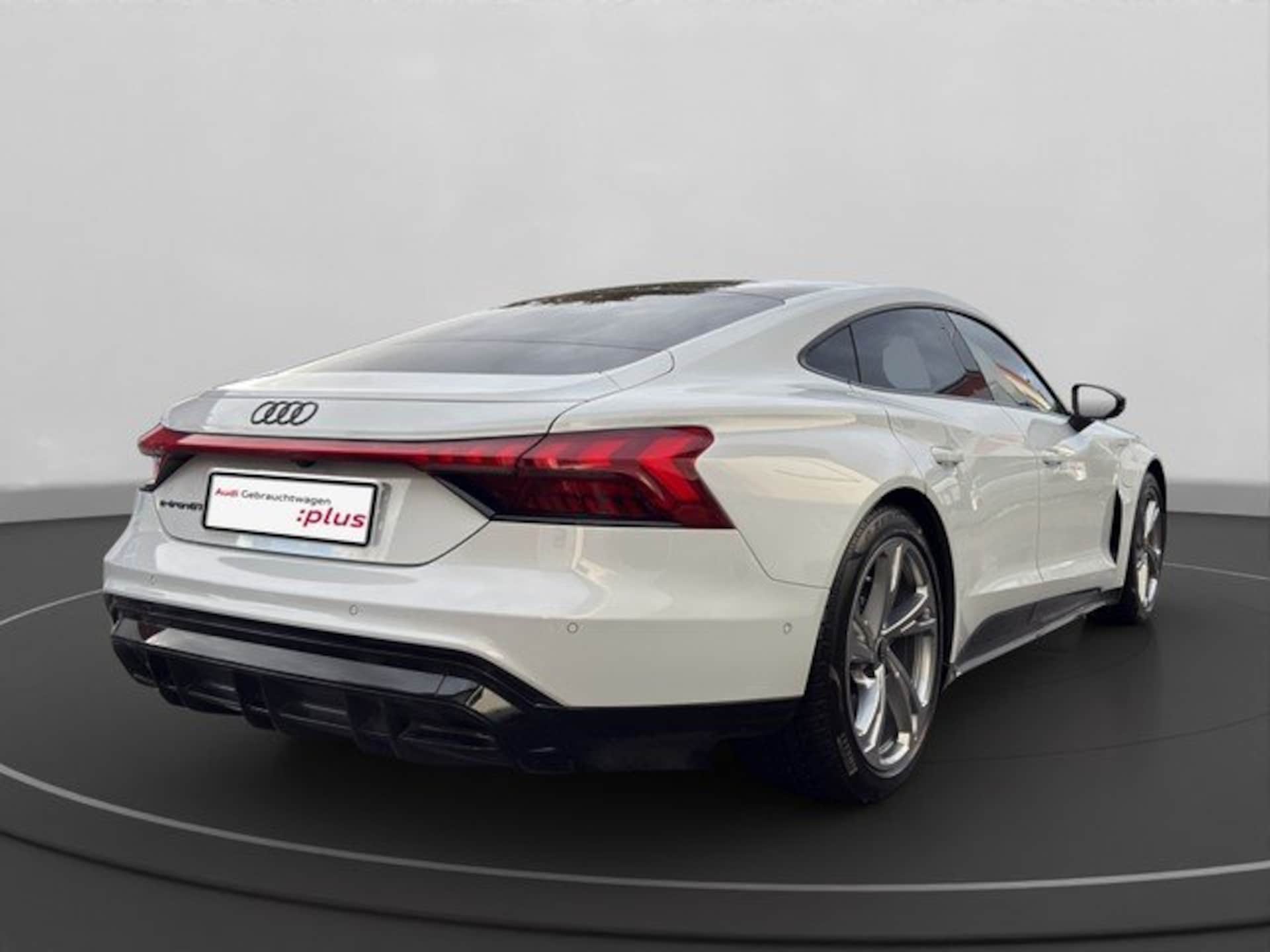 Audi e-tron GT quattro