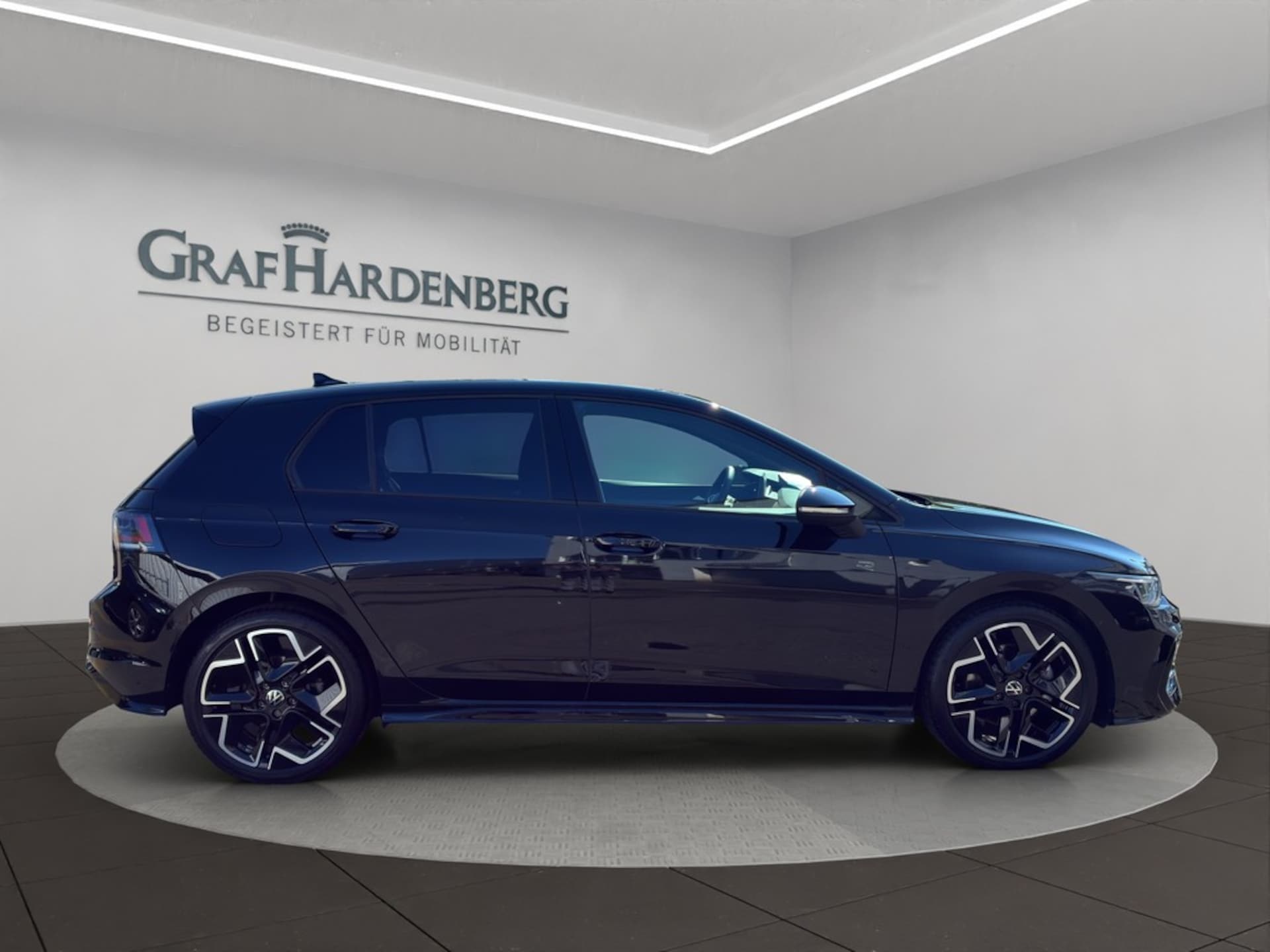 Volkswagen Golf R-Line