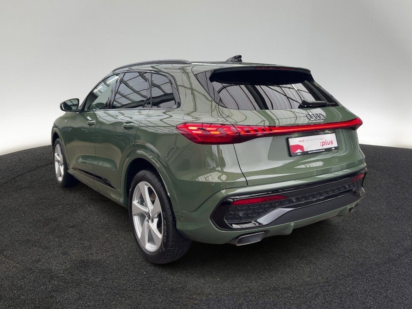 Bild über Audi Q5 SUV TFSI 150 kW S tronic - für weitere Informationen kontaktieren Sie den Audi Partner