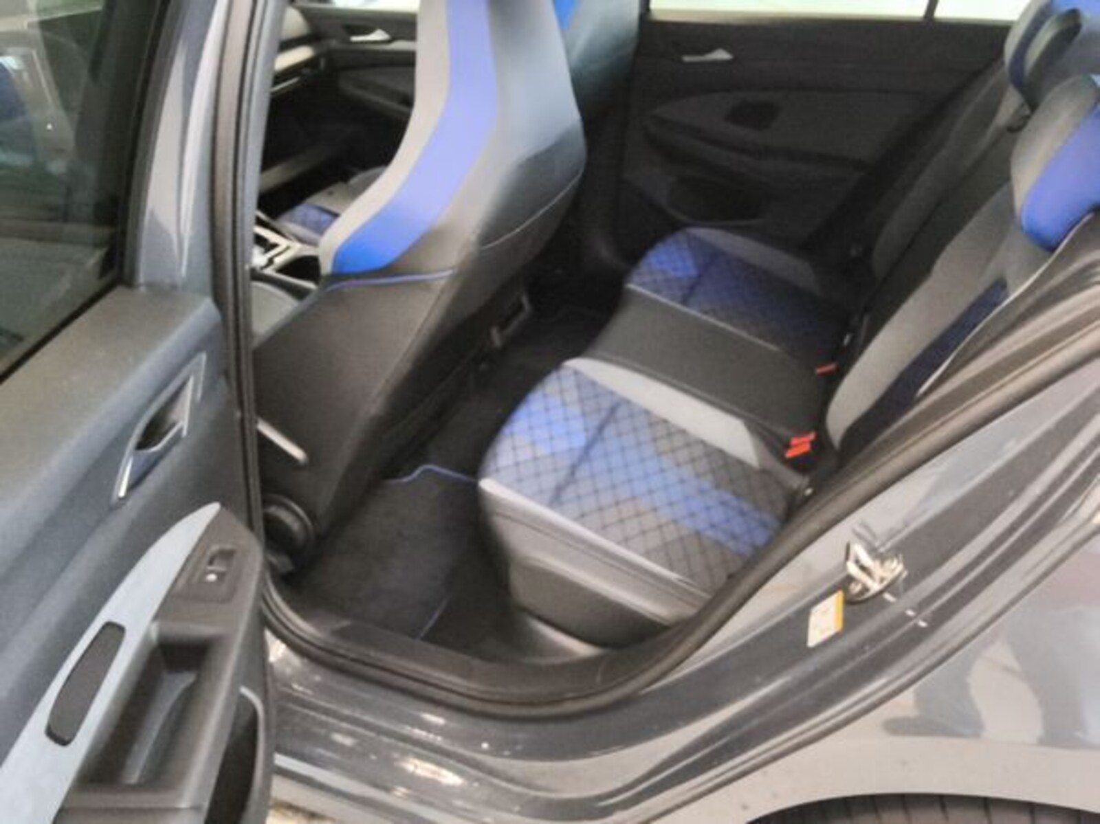 Volkswagen Golf – Bild 7