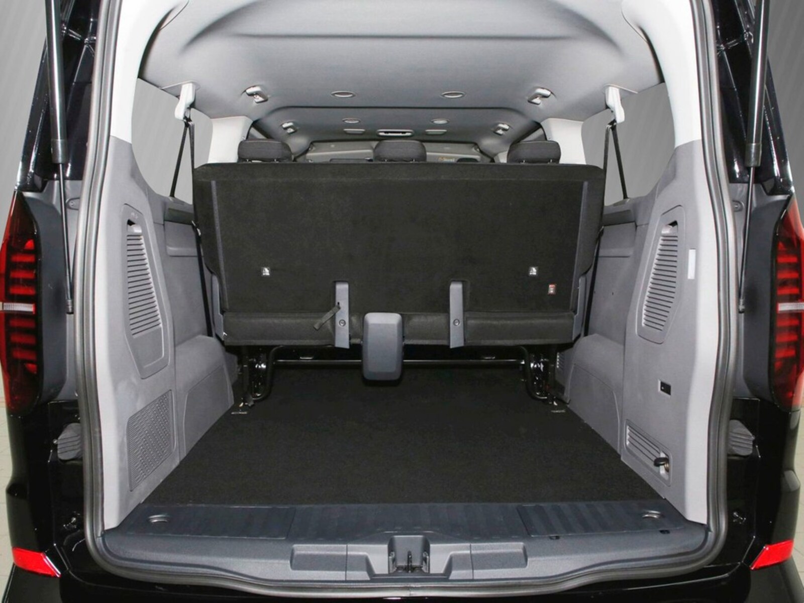 Volkswagen Caravelle langer Radstand – Bild 6
