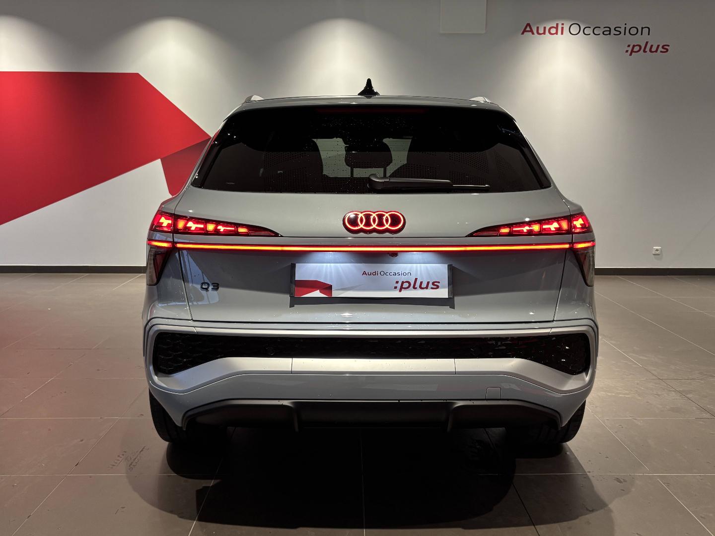 Image about Audi Q3 e-hybrid Design e-hybrid 272 ch S tronic