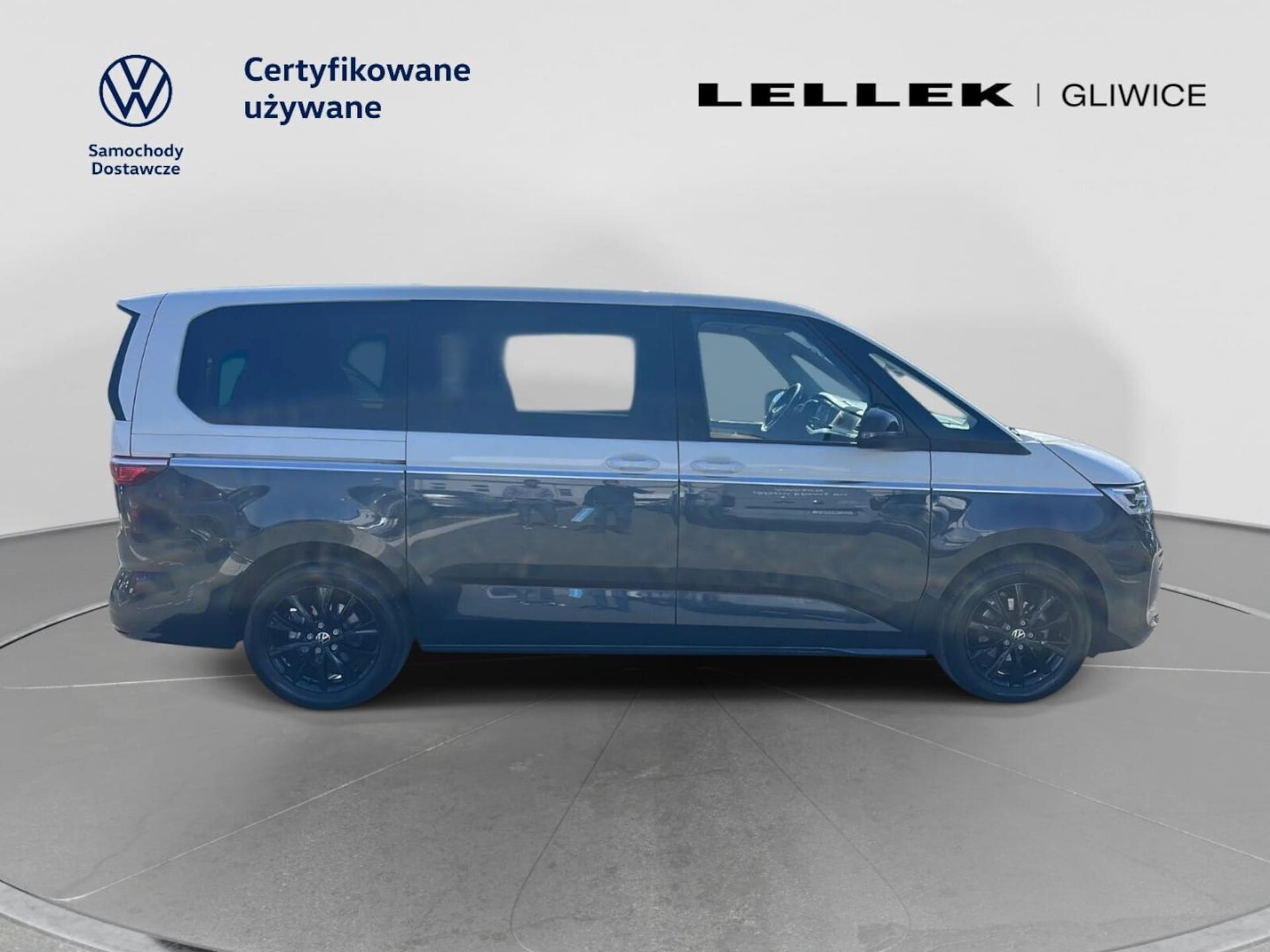 Volkswagen Multivan długi rozstaw osi Life