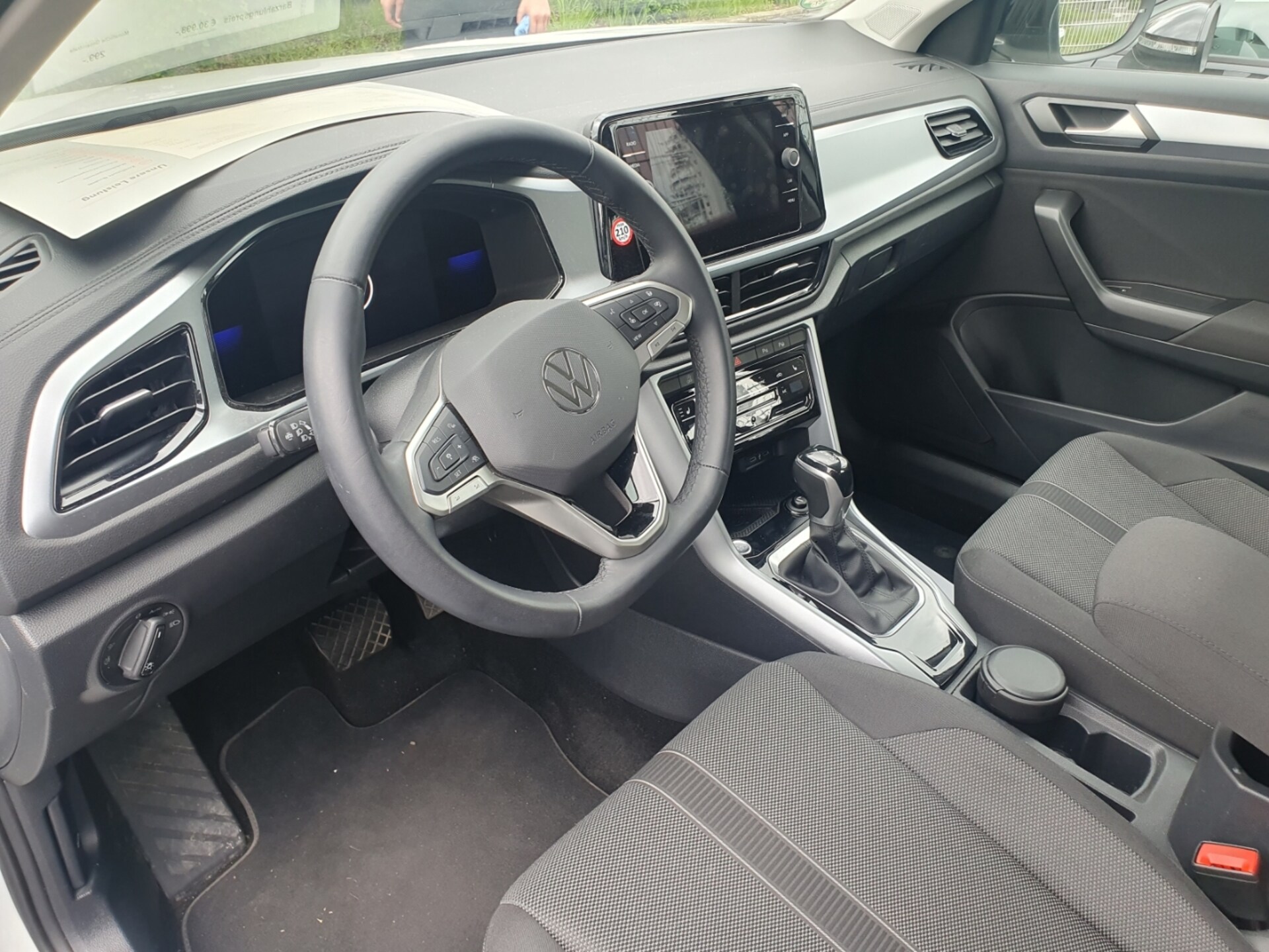 Volkswagen T-Roc Life