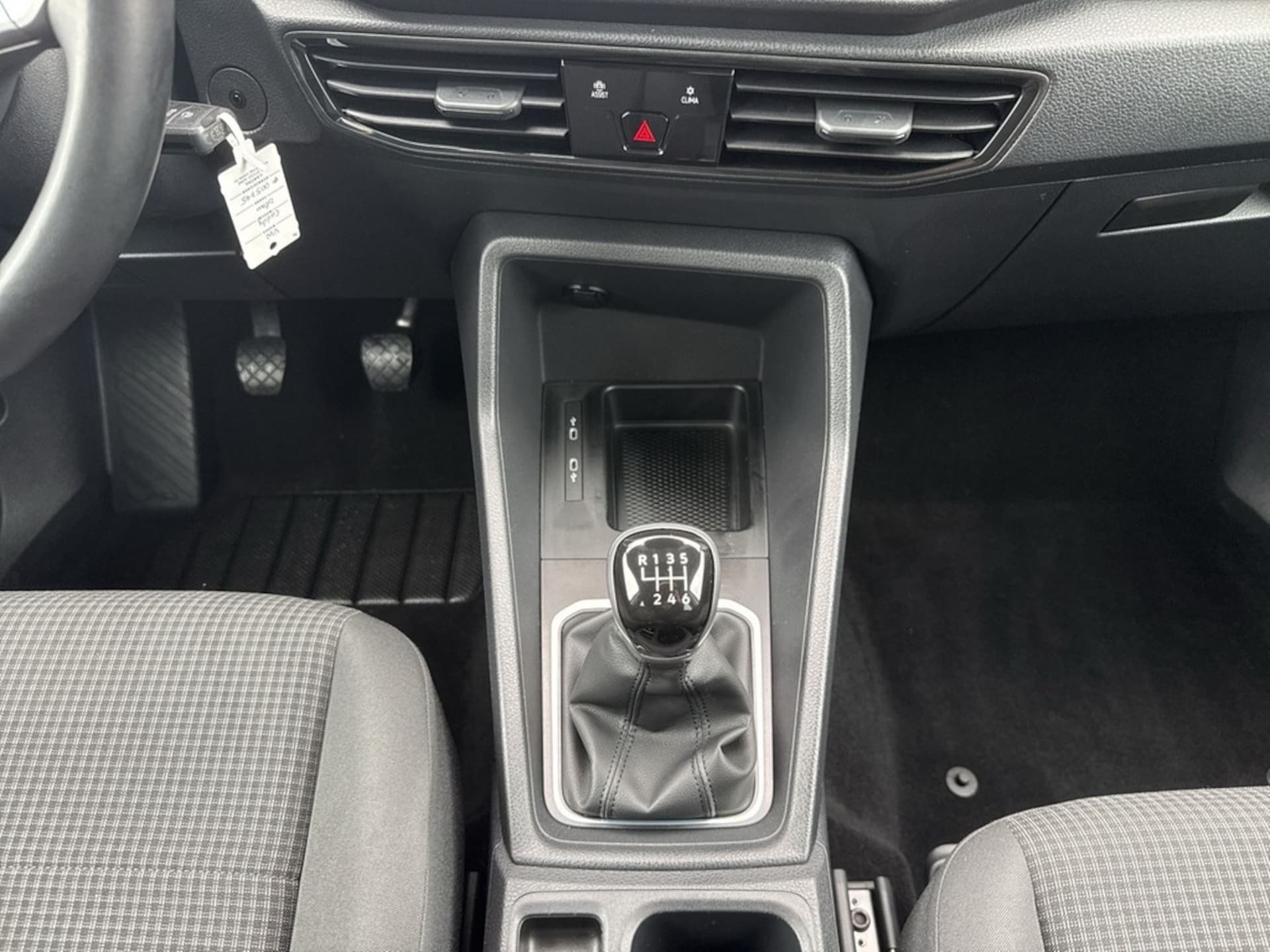 Volkswagen Caddy Basis-Modell