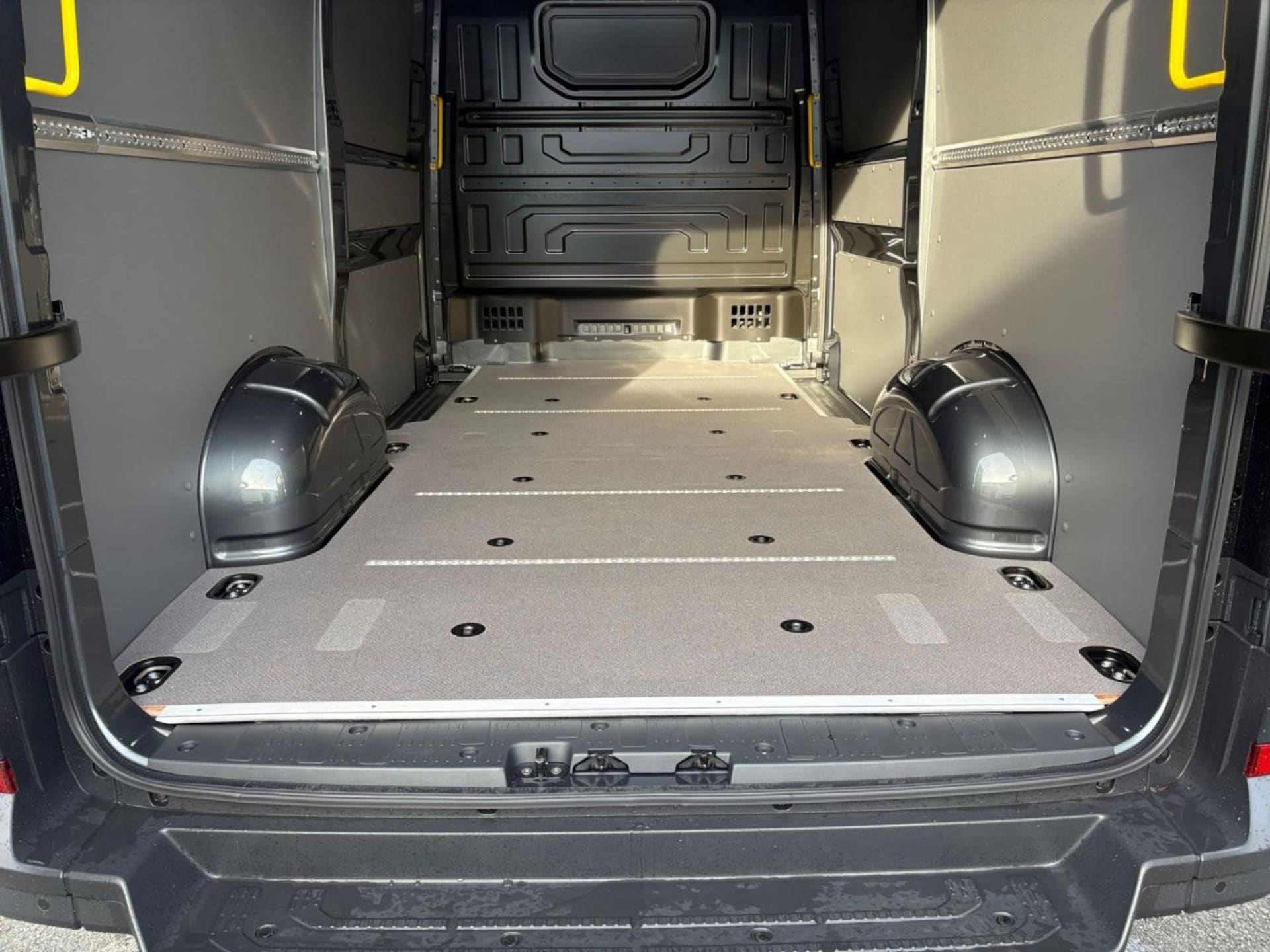Volkswagen Crafter Kasten mittlerer Radstand