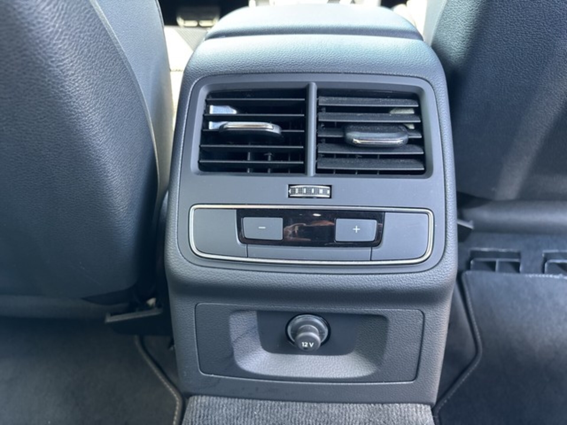 Audi A4 Avant S line