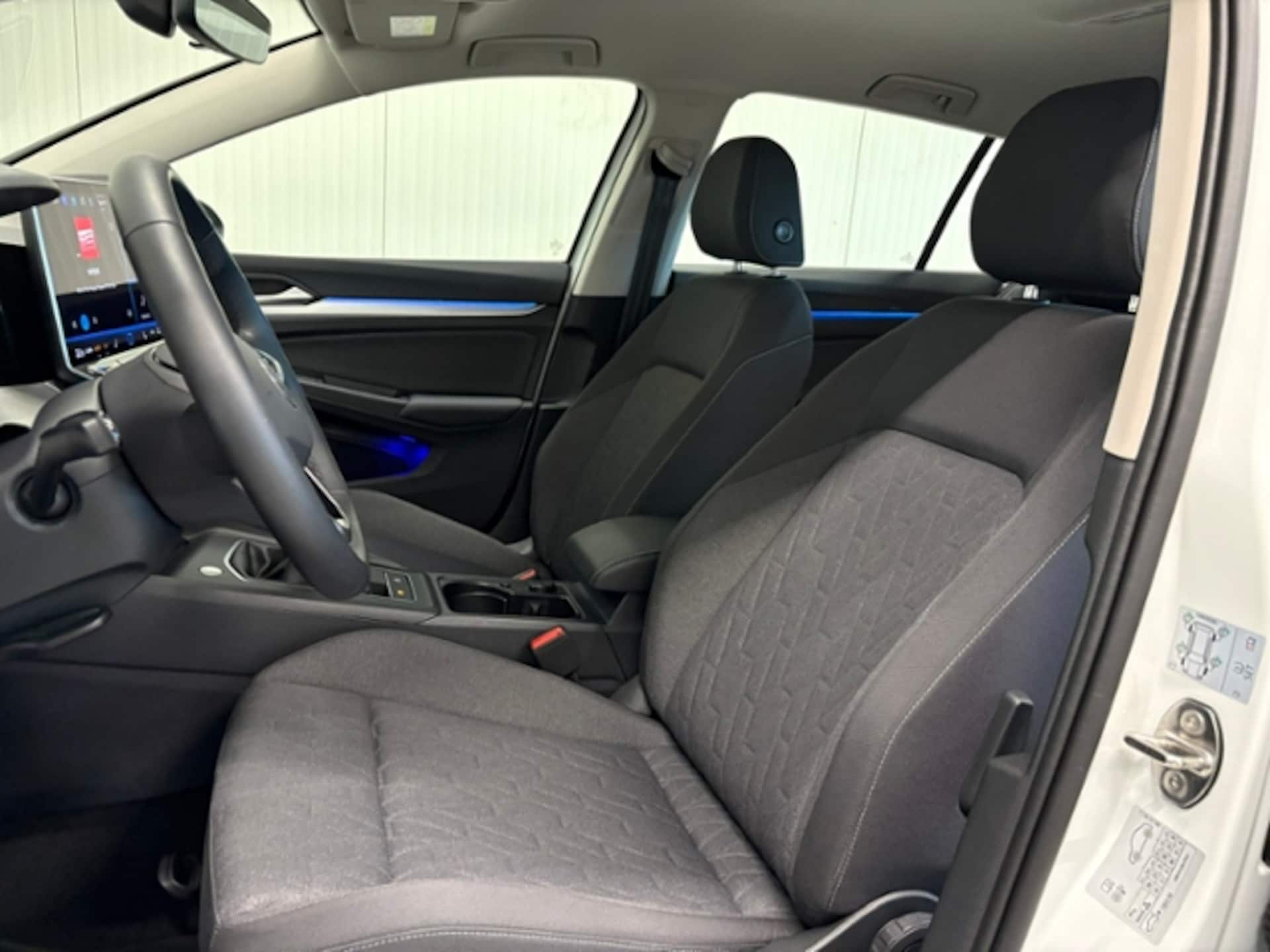 Volkswagen Golf Life