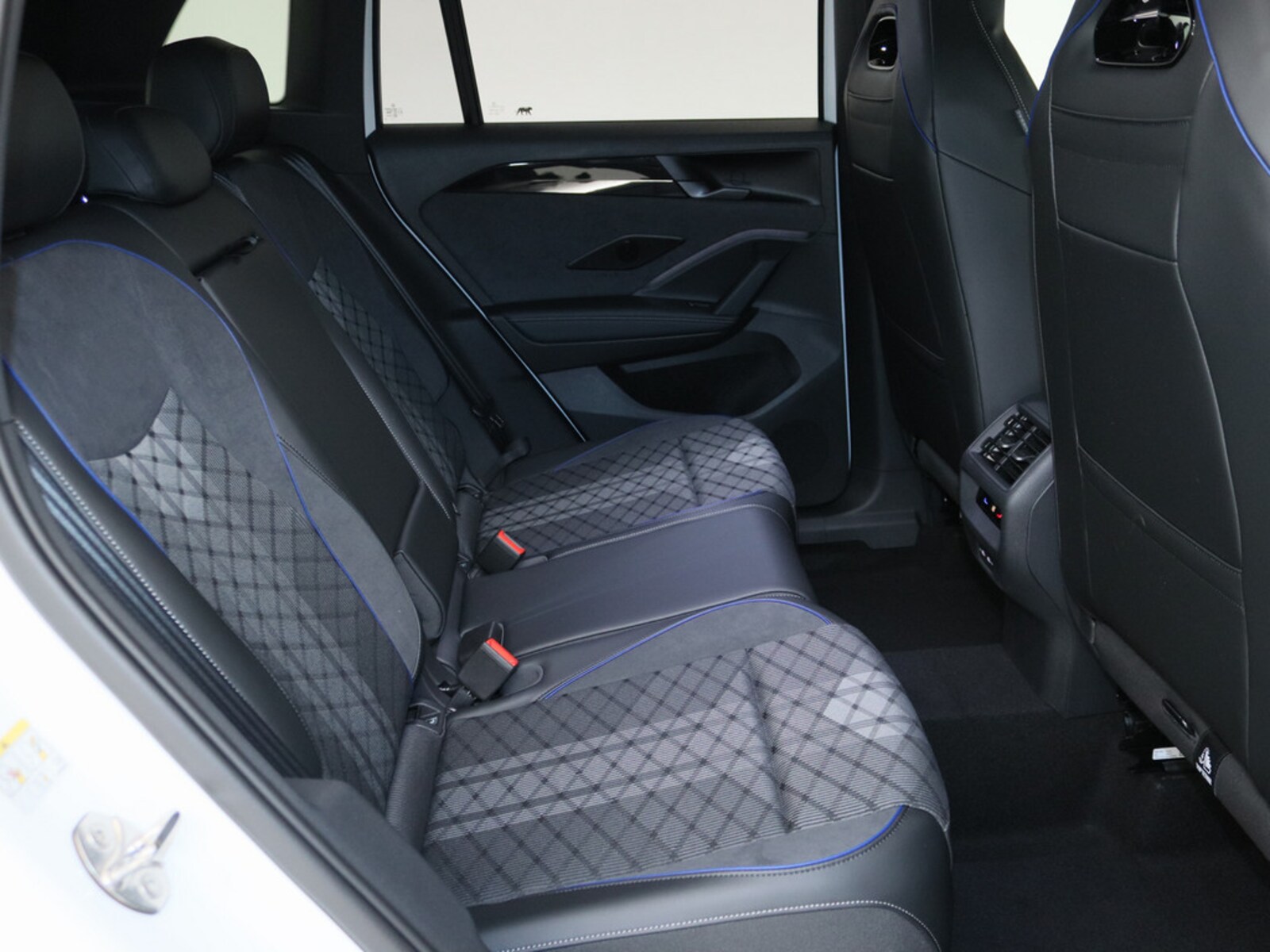 Volkswagen Tiguan – Bild 9
