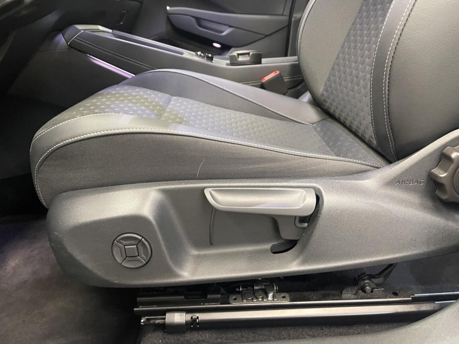 Volkswagen T-Roc – Bild 10