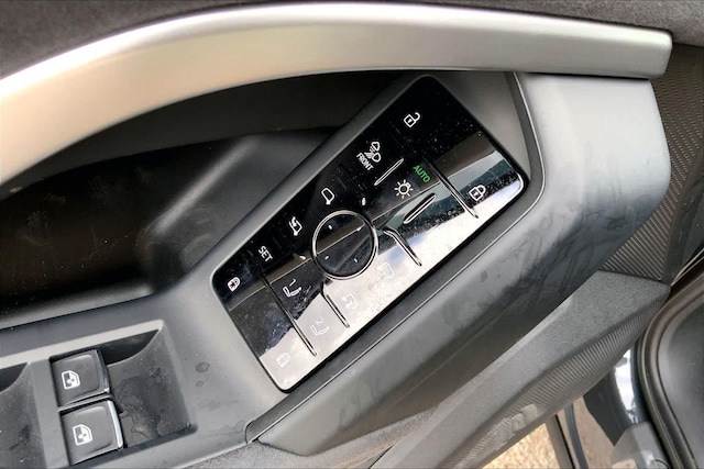 2026 Audi SQ5 Premium Plus - Photo 18