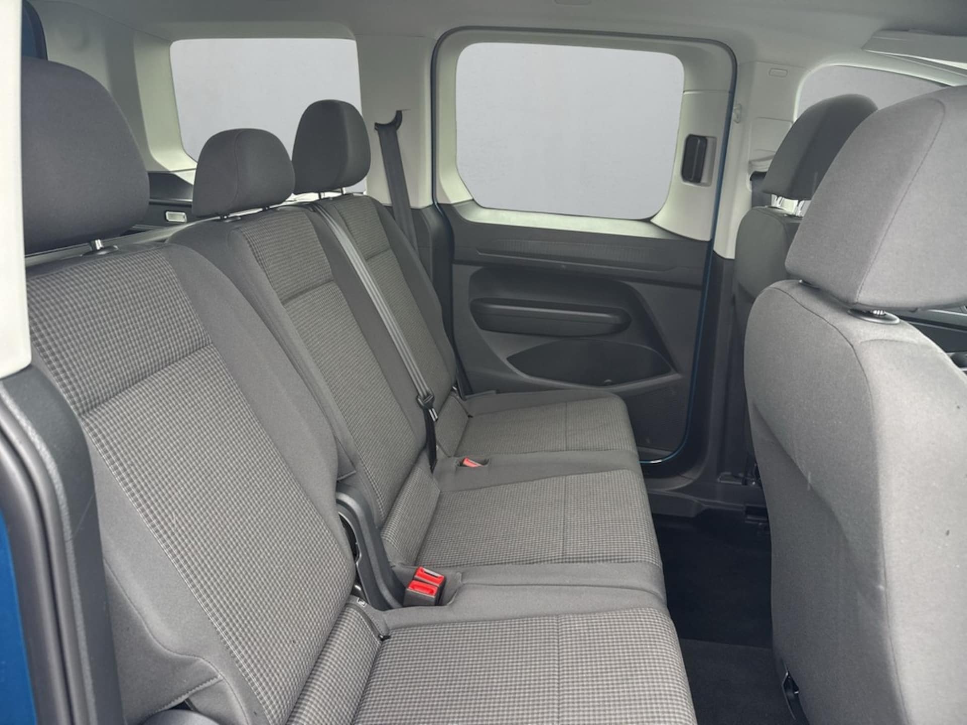 Volkswagen Caddy Basis-Modell